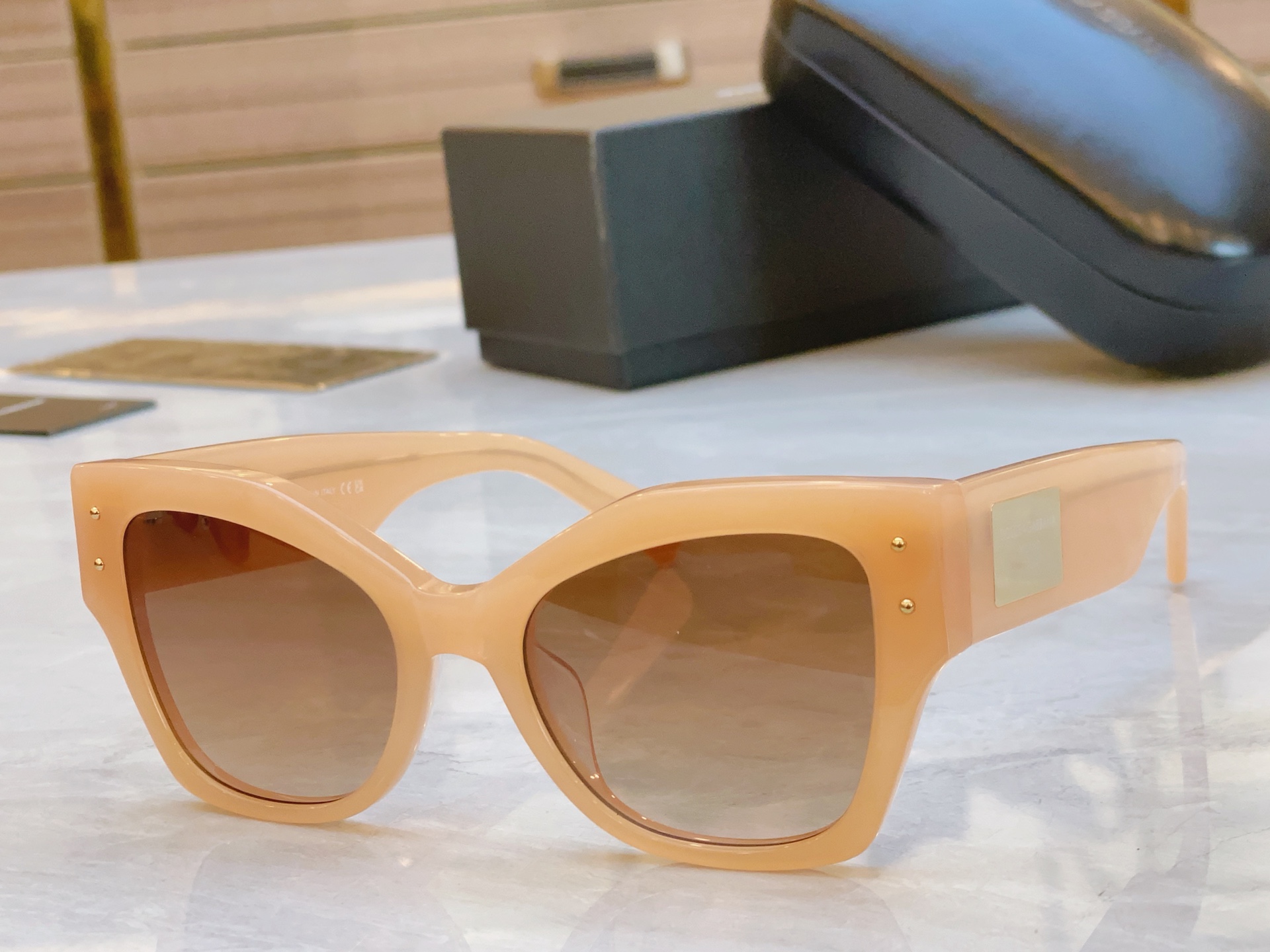 ，【DOLCE & GABBAN*】D*G新款太阳镜，MODEL：DG4478，SIZE：52口21-1