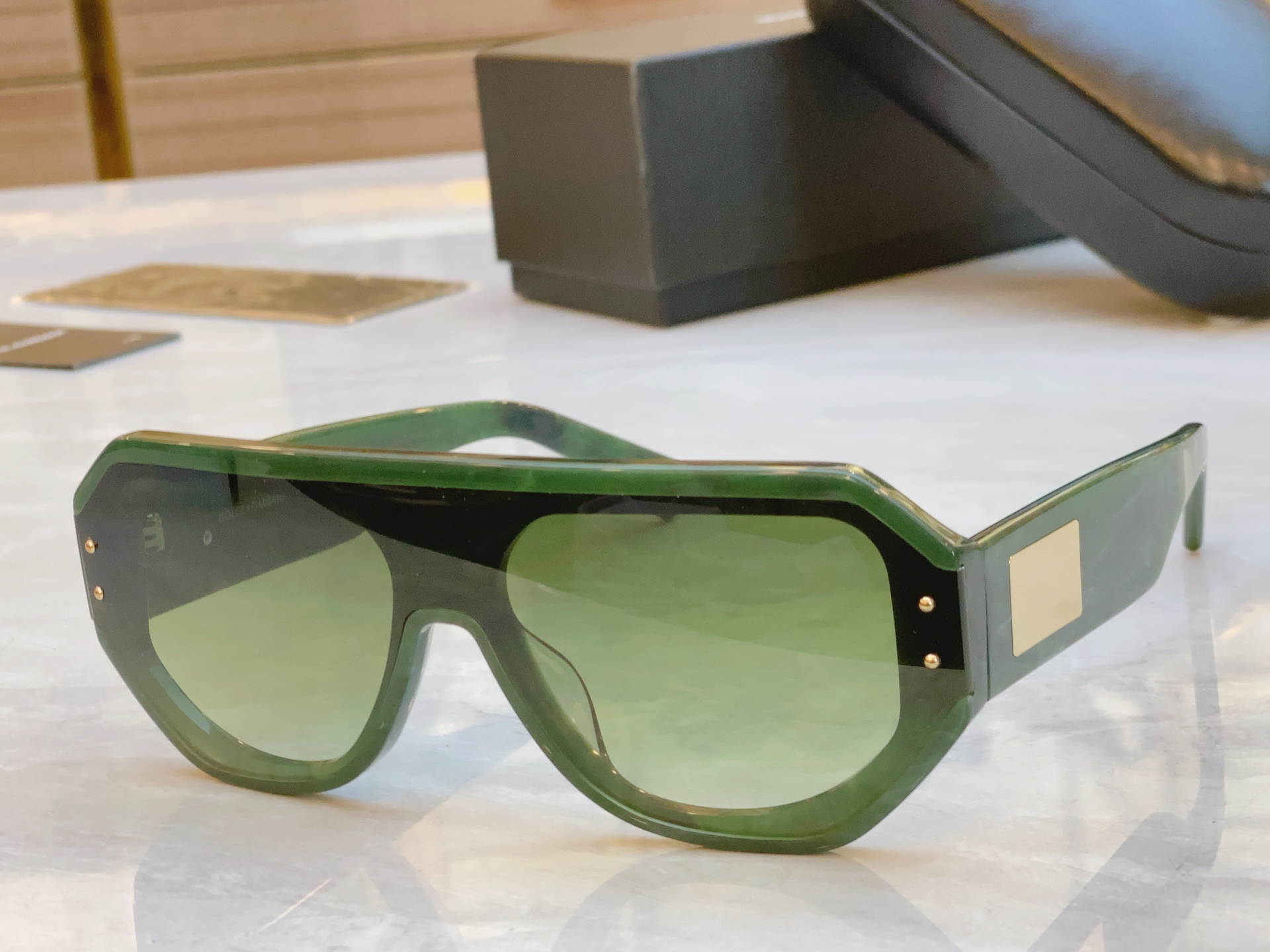 ，【DOLCE & GABBAN*】D*G新款太阳镜，MODEL：DG4481，SIZE：148-145