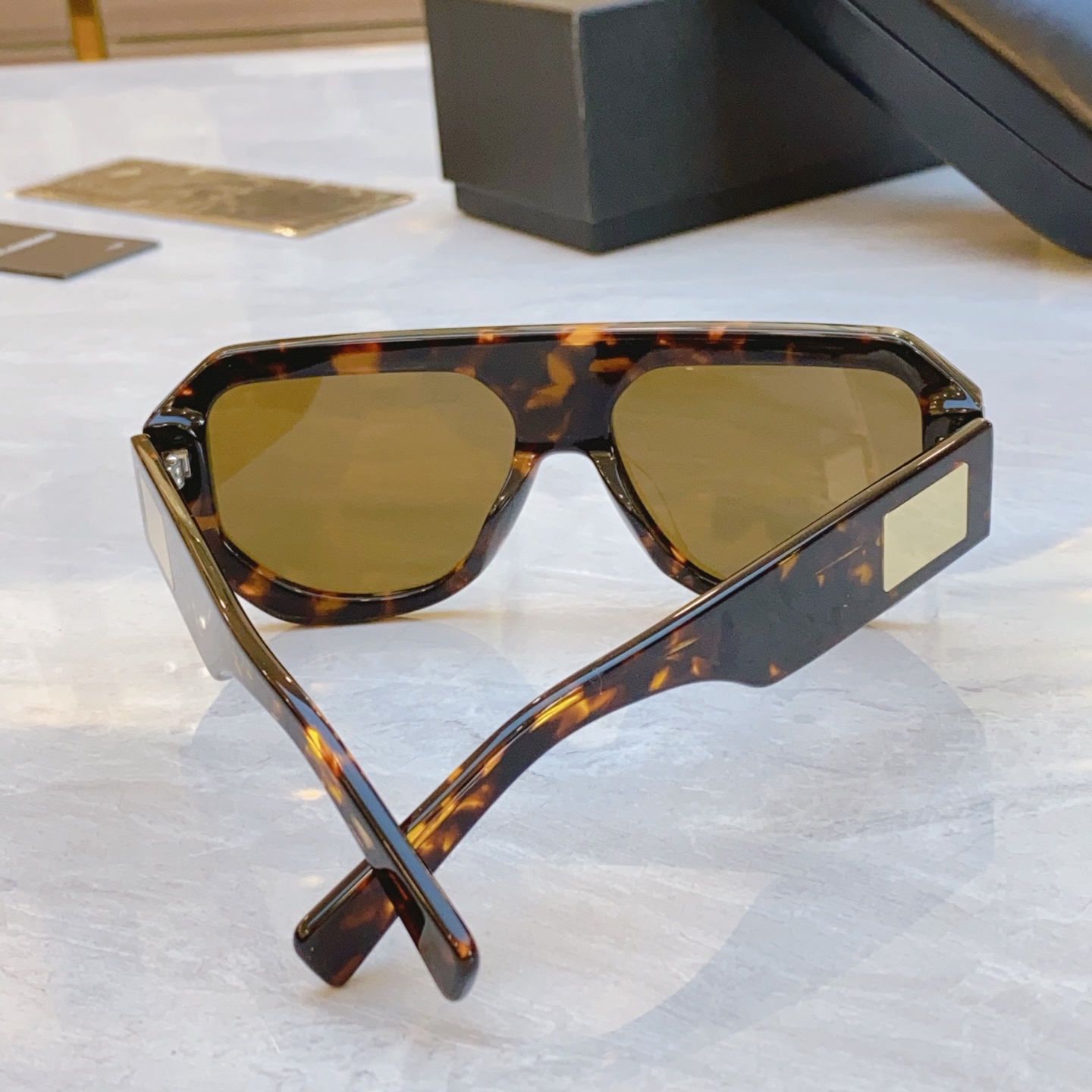 ，【DOLCE & GABBAN*】D*G新款太阳镜，MODEL：DG4481，SIZE：148-145
