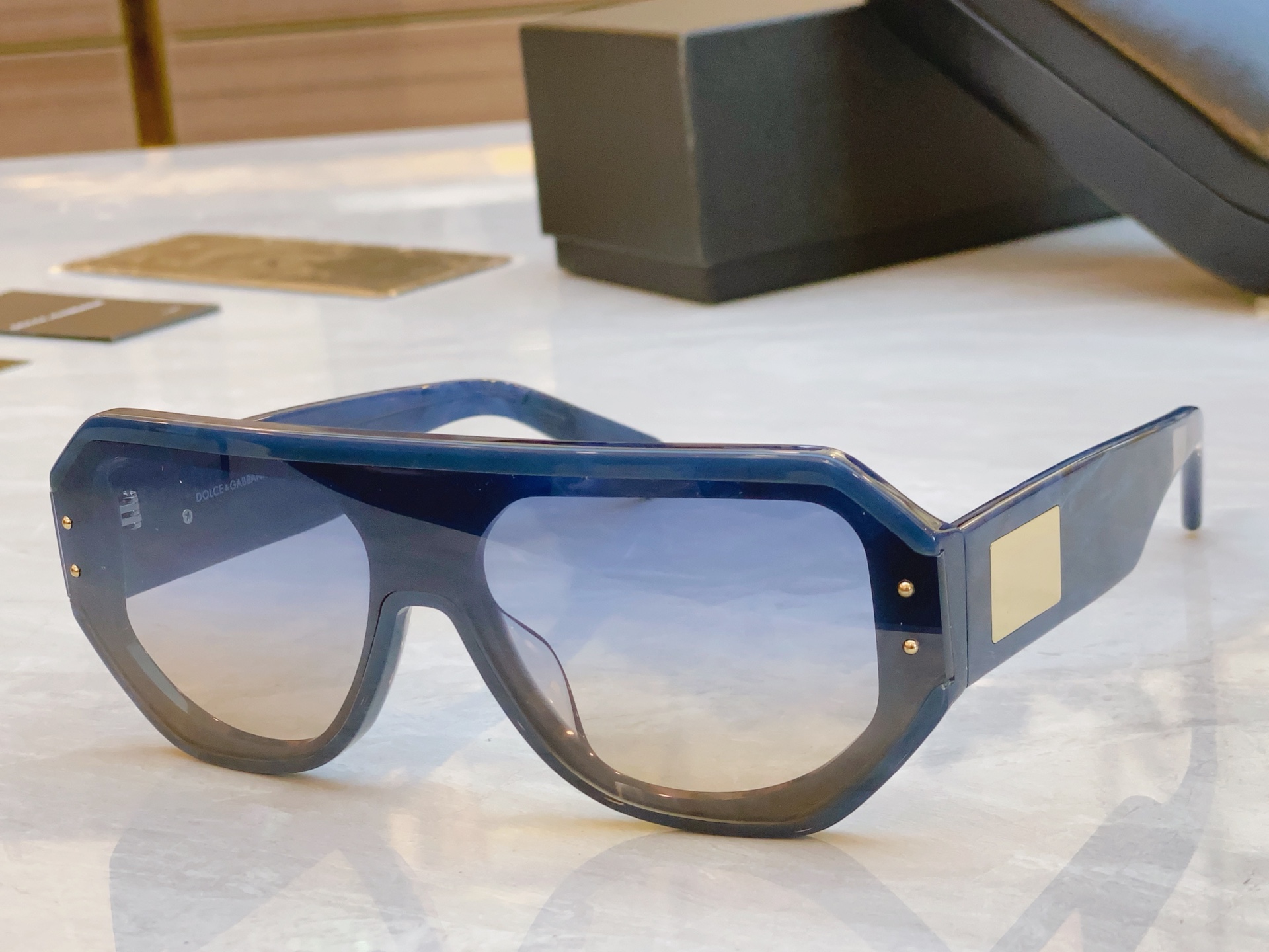 ，【DOLCE & GABBAN*】D*G新款太阳镜，MODEL：DG4481，SIZE：148-145
