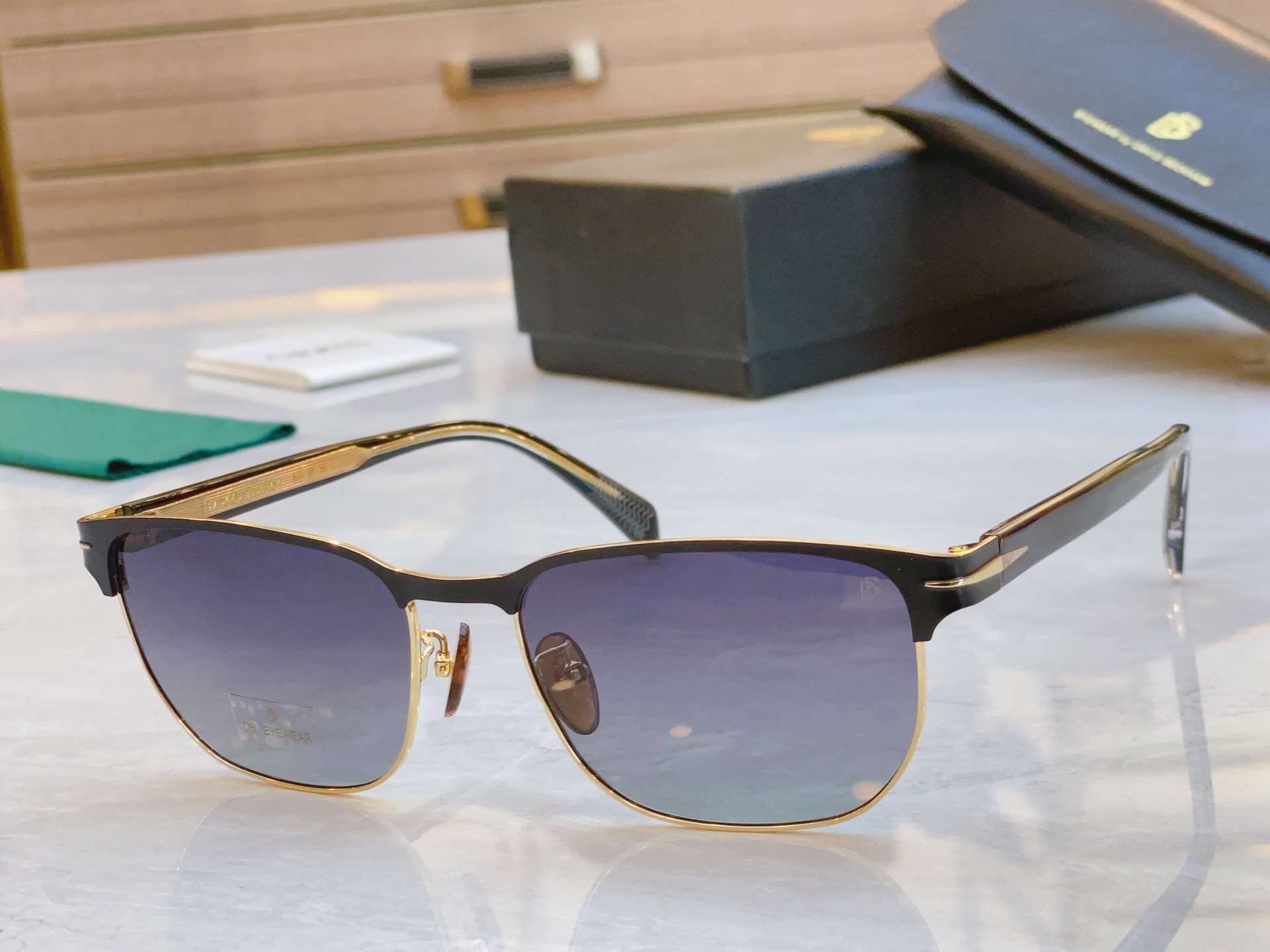 NO:255484,,【DAVID BECKH*】Baker*ham new sunglasses, MODELDB1131/S, SIZE59-mouth 18-145 glasses, sunglasses, glasses19860909,【DAVID BECKH*】贝克*汉姆新款太阳镜,MODELDB1131/S,SIZE59口18-145眼镜墨镜太阳镜,眼镜,glasses