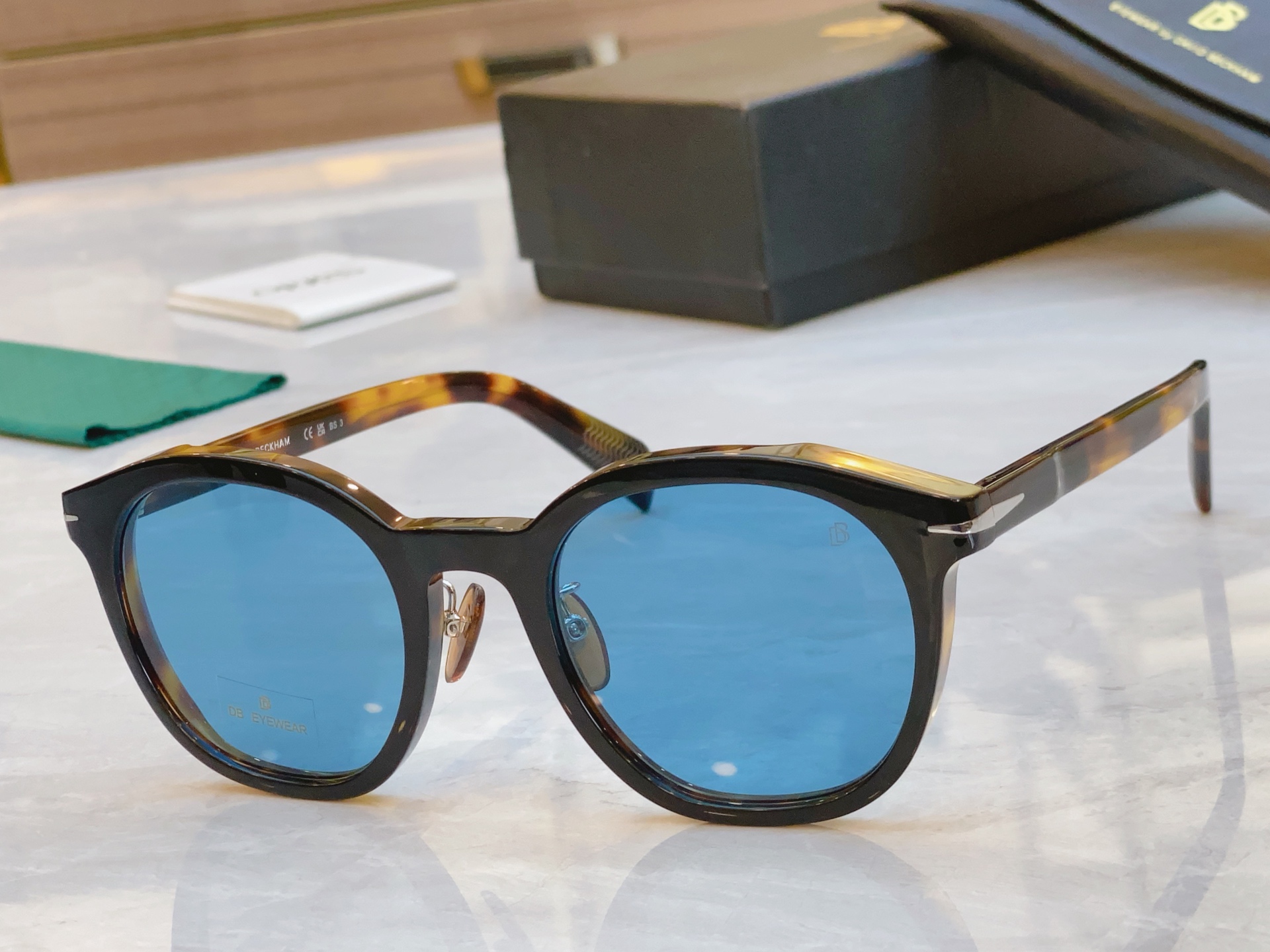 NO:255487,,【DAVID BECKH*】Baker*ham new sunglasses, MODELDB7058/F/S, SIZE52-port 23-145 glasses sunglasses sunglasses, glasses19860909,【DAVID BECKH*】贝克*汉姆新款太阳镜,MODELDB7058/F/S,SIZE52口23-145眼镜墨镜太阳镜,眼镜,glasses