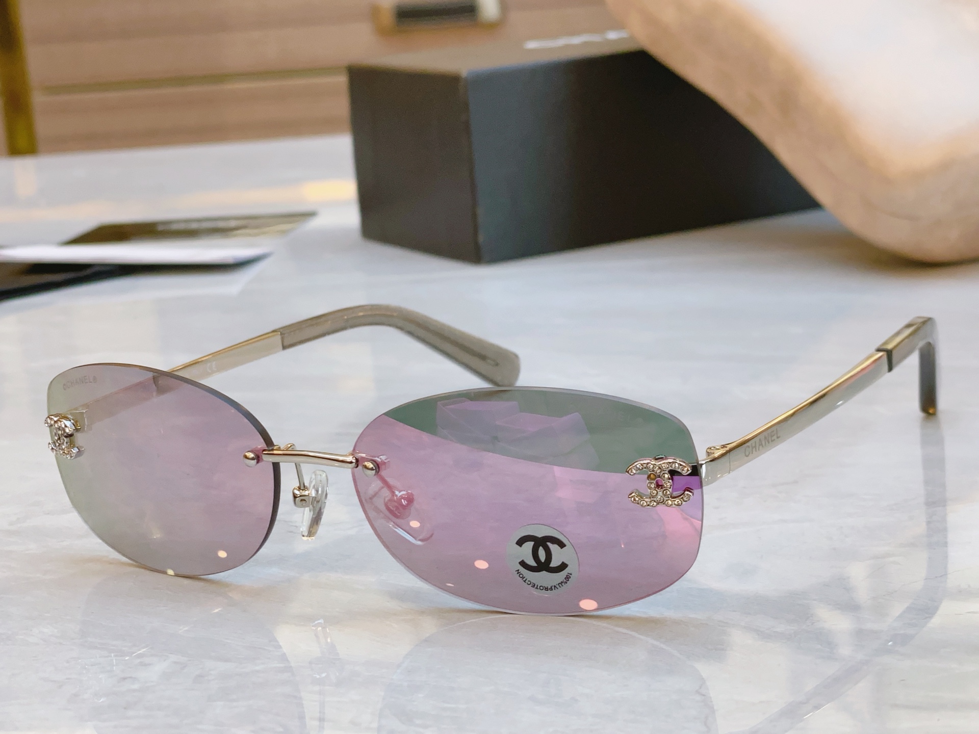，【CHANE*】香奈儿新款太阳镜🕶️🕶️，MODEL：A71559，SIZE：62口16-145