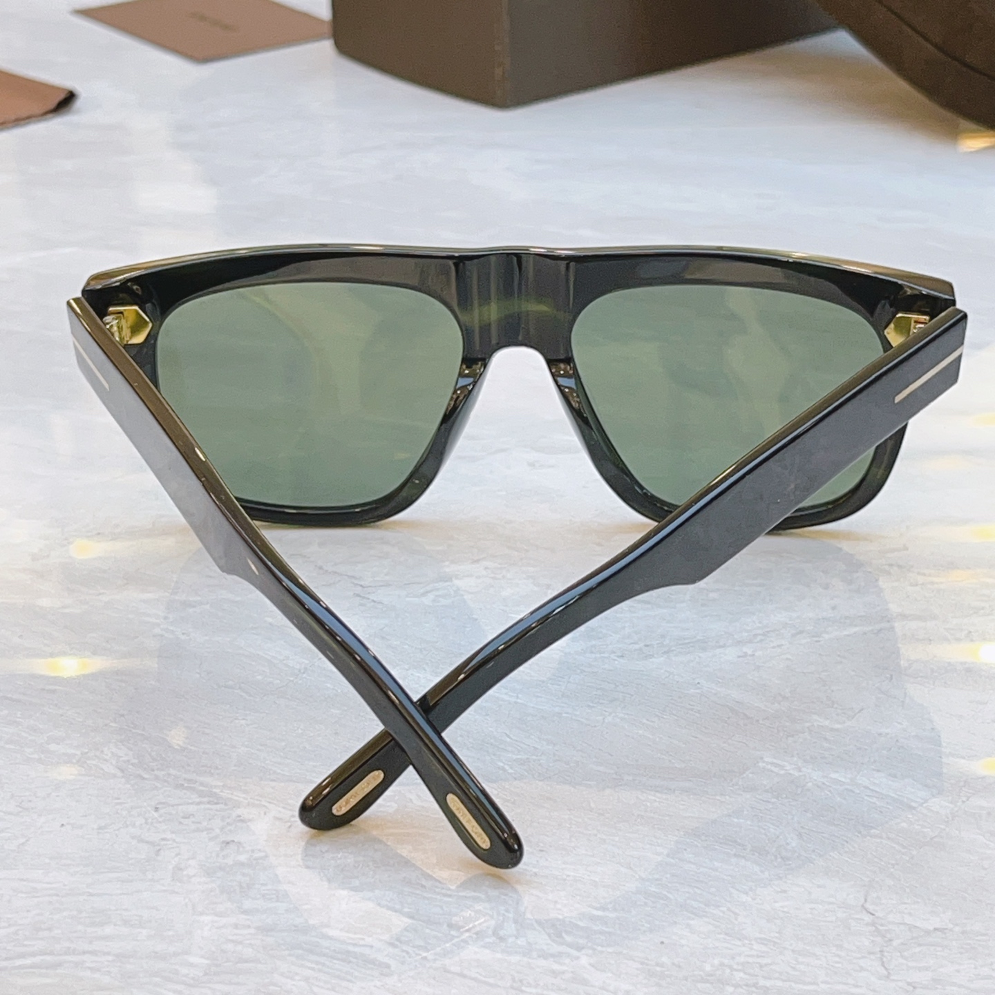 ，【TOM FOR*】汤姆*福特新款太阳镜🕶️，MODEL：FT1201，SIZE：56口17-145