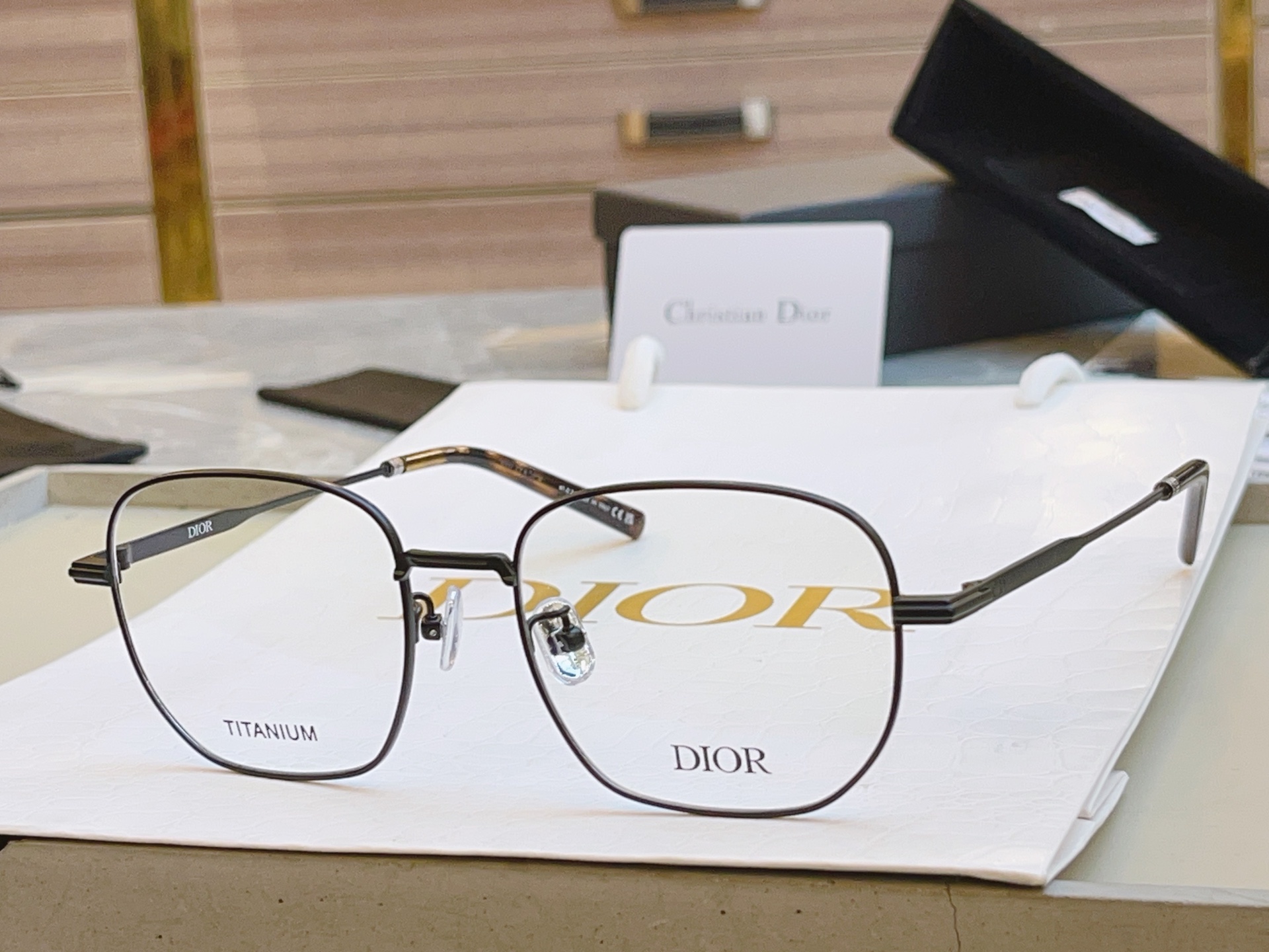 ，【Dio*】迪*奥新款光学架，
Mod：O S19U，Size：53-19-145