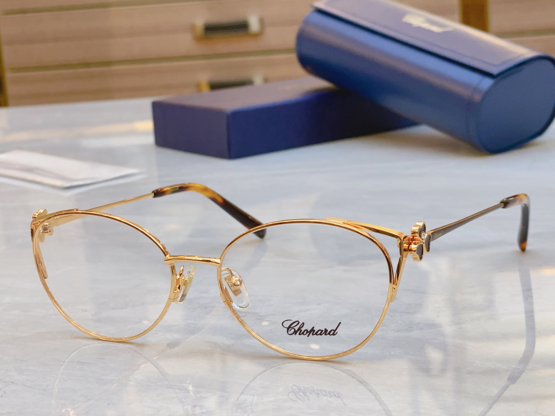 ，【ChoPar*】肖*邦新款太阳镜，MODEL：VCHG76J，SIZE：56口17-140