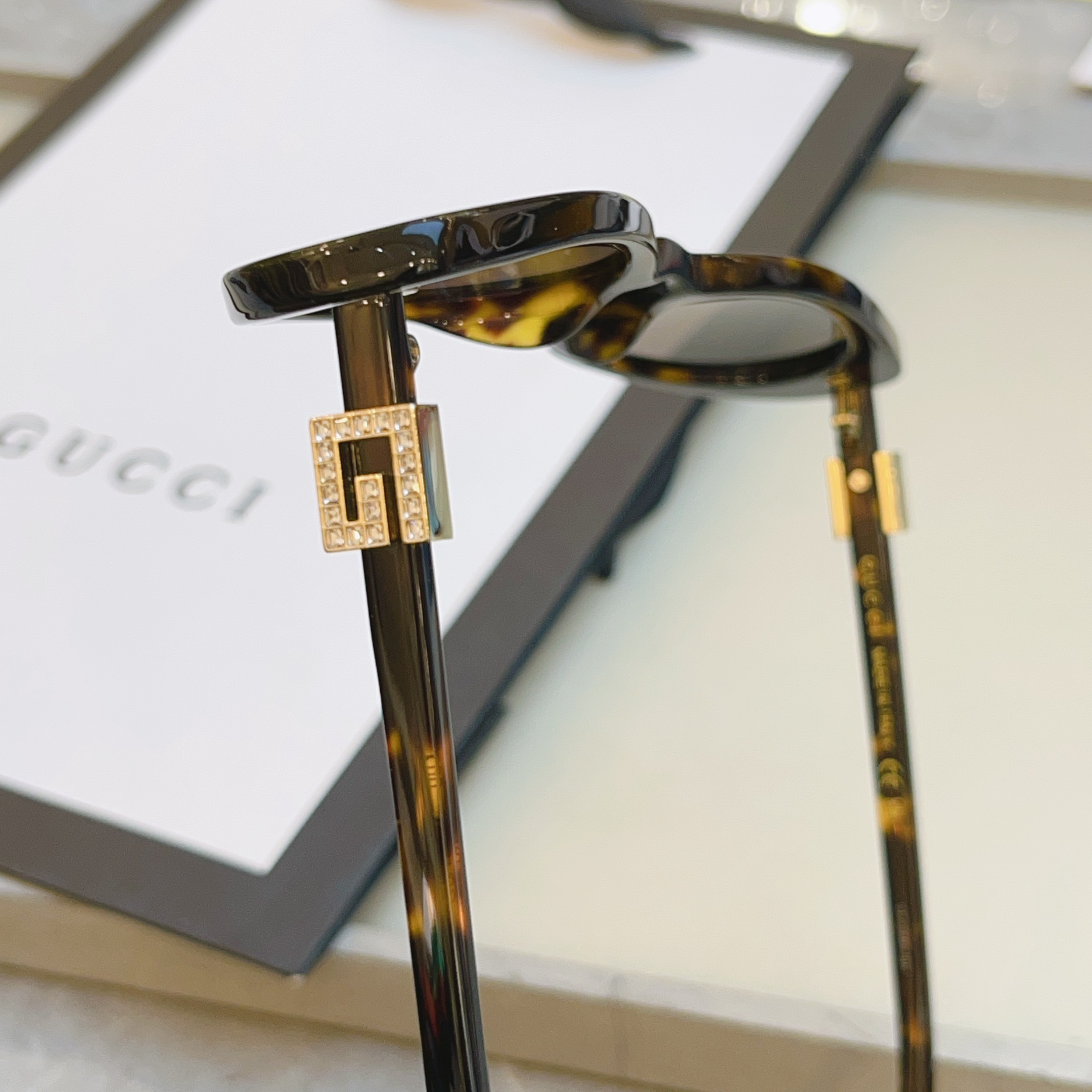 ，【GUCC*】古驰新款太阳镜🕶️🕶️，MODEL：GG1680S，SIZE:52口17-140 M