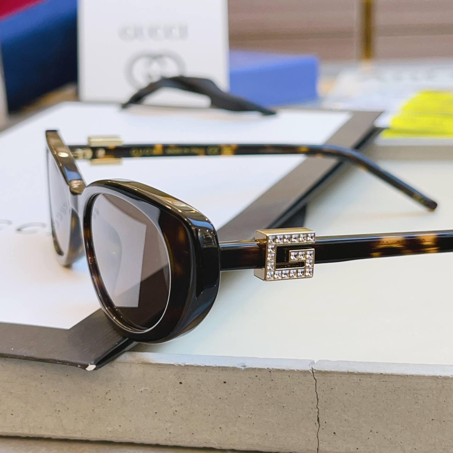 ，【GUCC*】古驰新款太阳镜🕶️🕶️，MODEL：GG1680S，SIZE:52口17-140 M