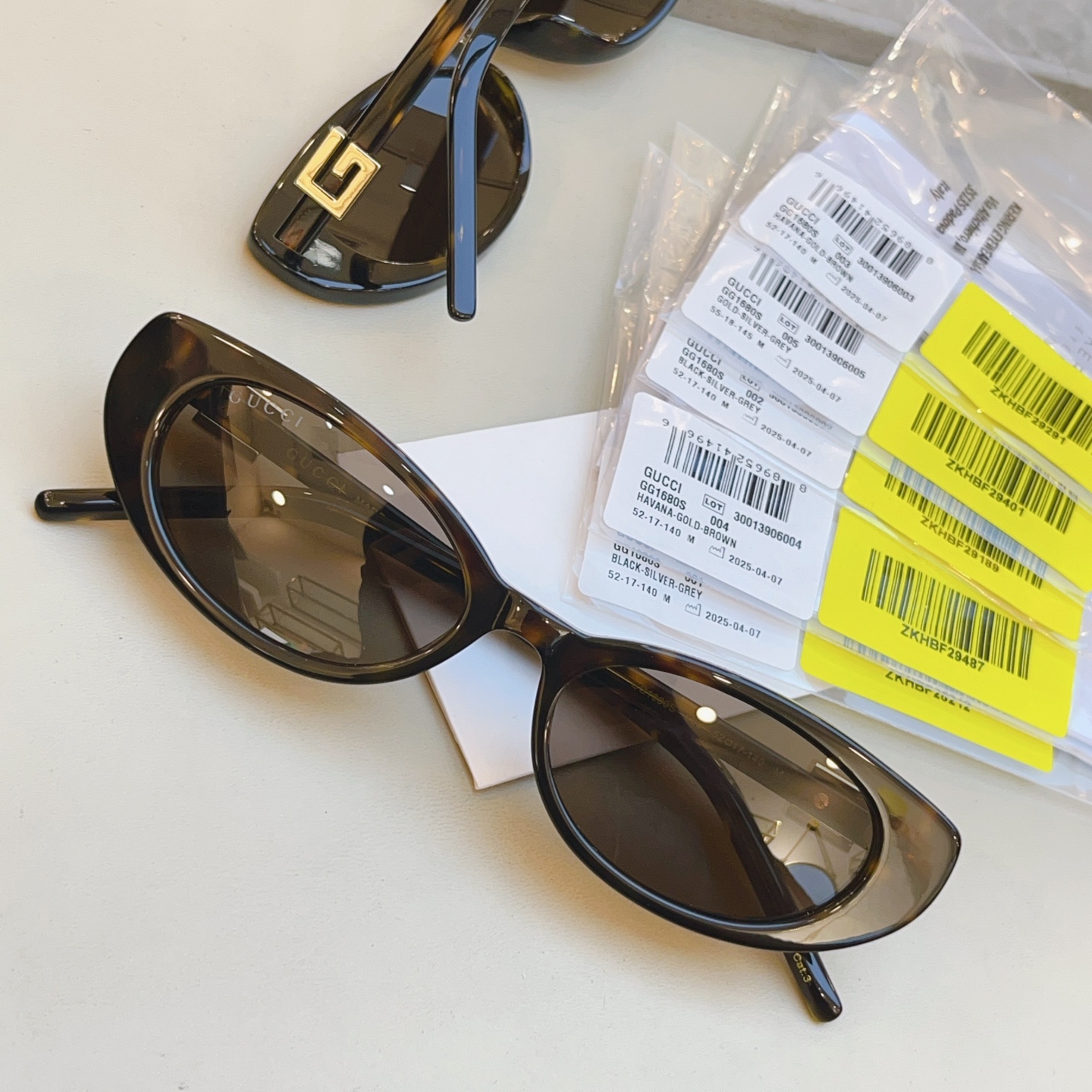 ，【GUCC*】古驰新款太阳镜🕶️🕶️，MODEL：GG1680S，SIZE:52口17-140 M