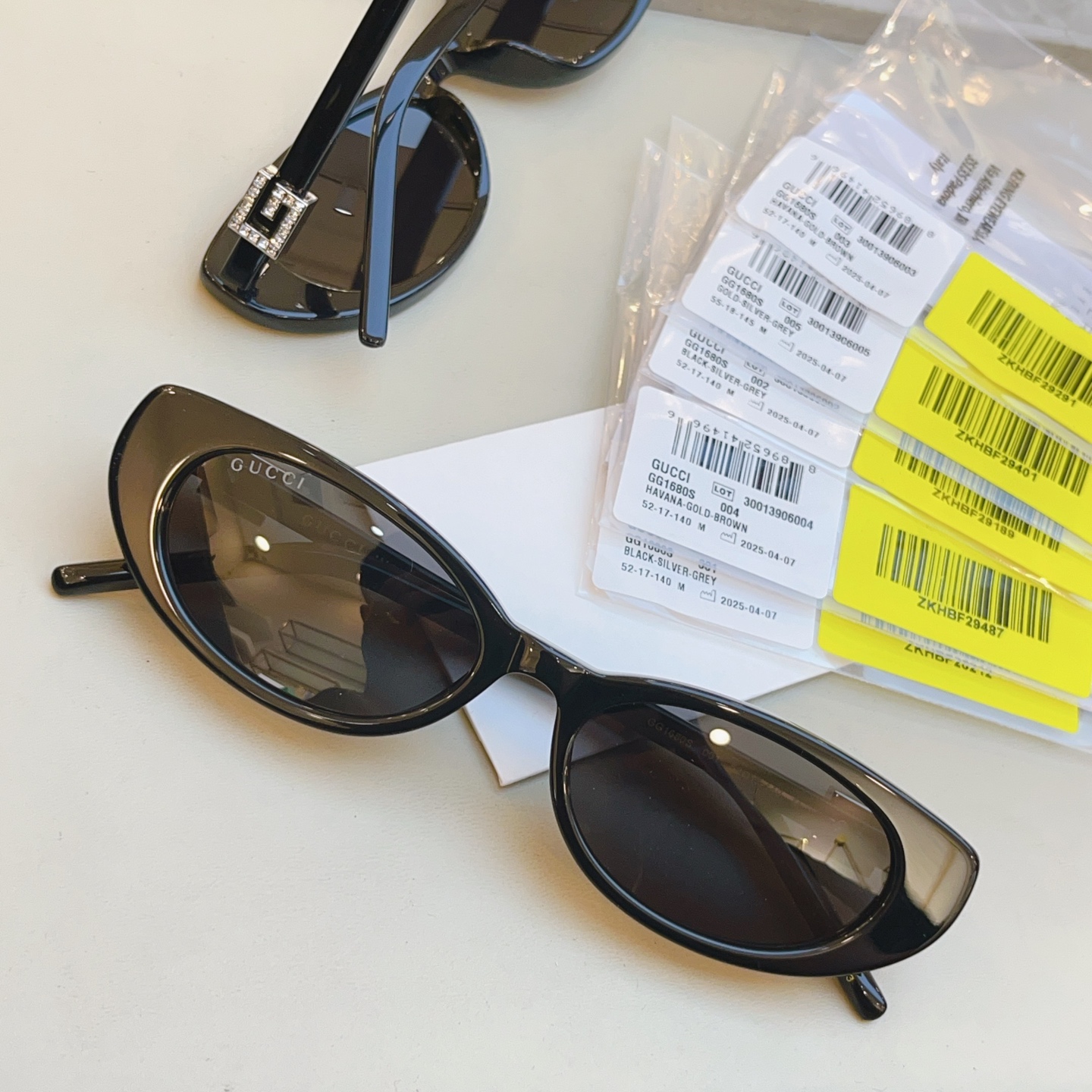 ，【GUCC*】古驰新款太阳镜🕶️🕶️，MODEL：GG1680S，SIZE:52口17-140 M