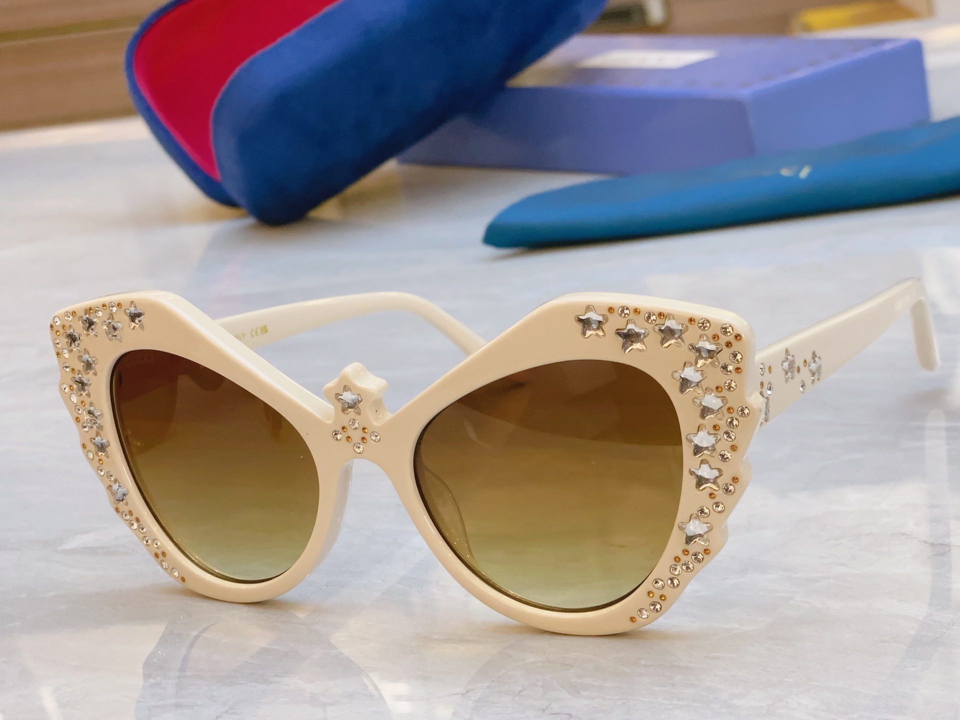 ，【GUCC*】古驰新款太阳镜🕶️🕶️，MODEL：GG1095S，SIZE54口20-145 