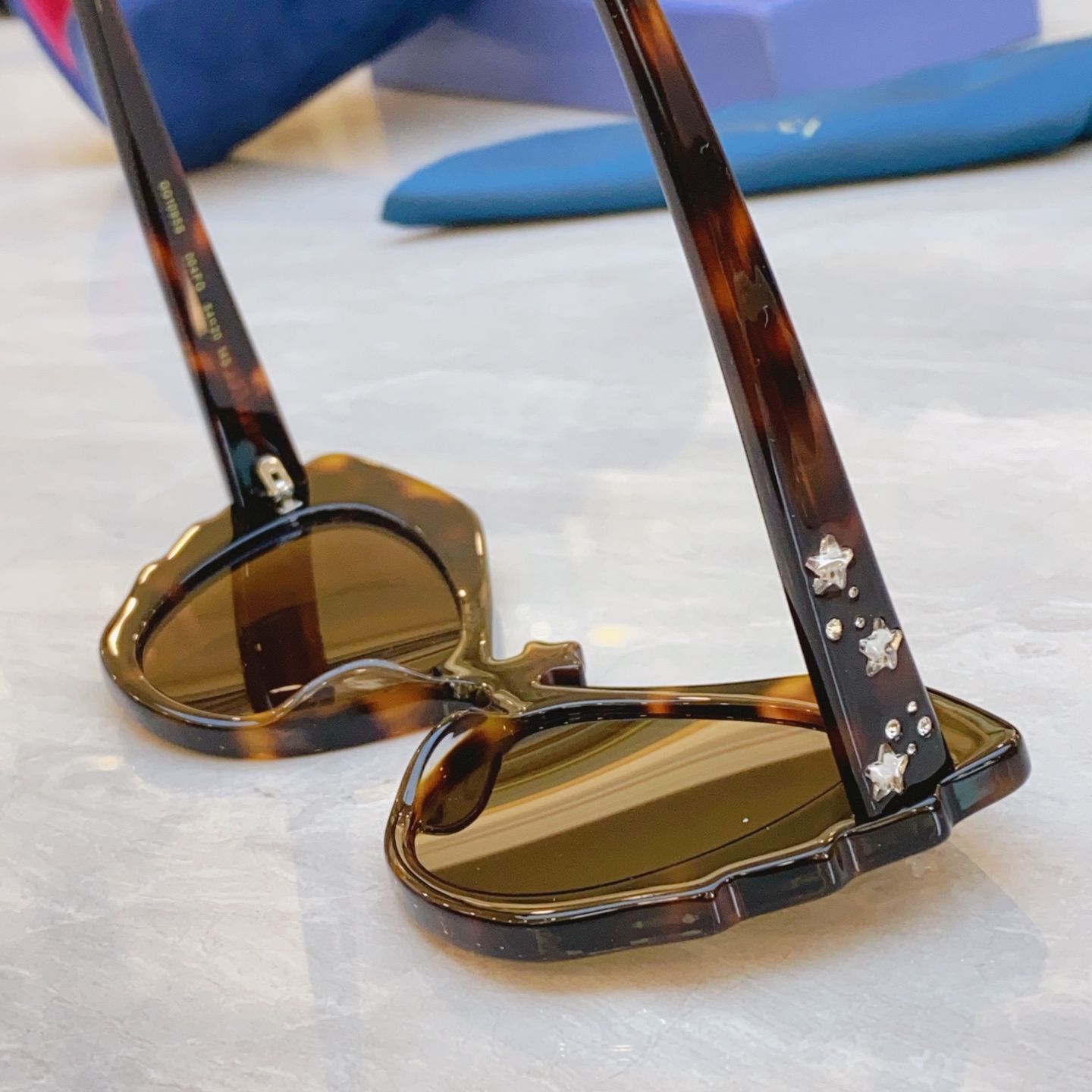 ，【GUCC*】古驰新款太阳镜🕶️🕶️，MODEL：GG1095S，SIZE54口20-145 