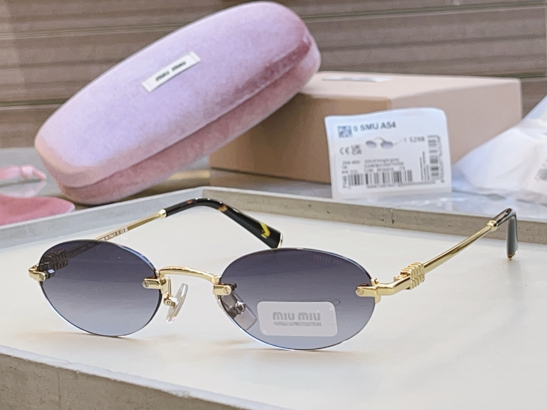 ，【MIUMI*】缪*缪新款太阳镜🕶️，ModSMU A54，SIZE51-20-140