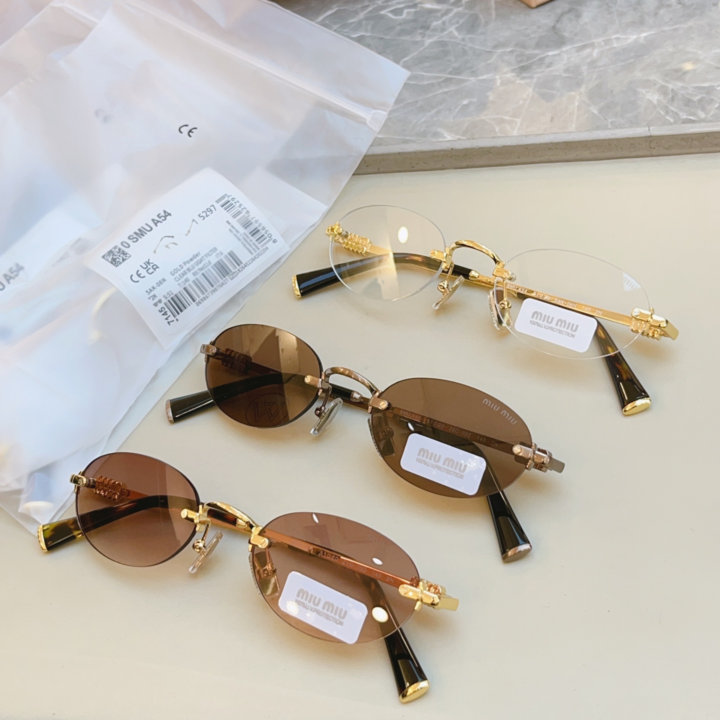 ，【MIUMI*】缪*缪新款太阳镜🕶️，ModSMU A54，SIZE51-20-140