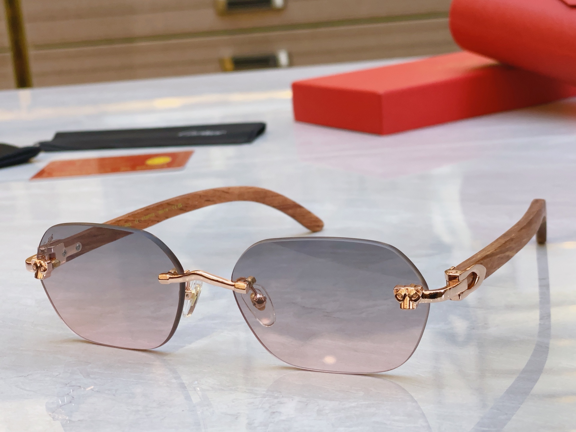 ，【CARTIE*】卡地*亚新款太阳镜，CT0611S，size 60口18-143