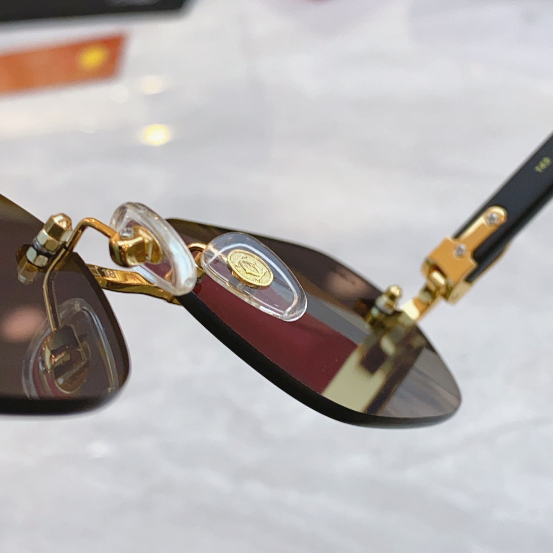 ，【CARTIE*】卡地*亚新款太阳镜，CT0611S，size 60口18-143