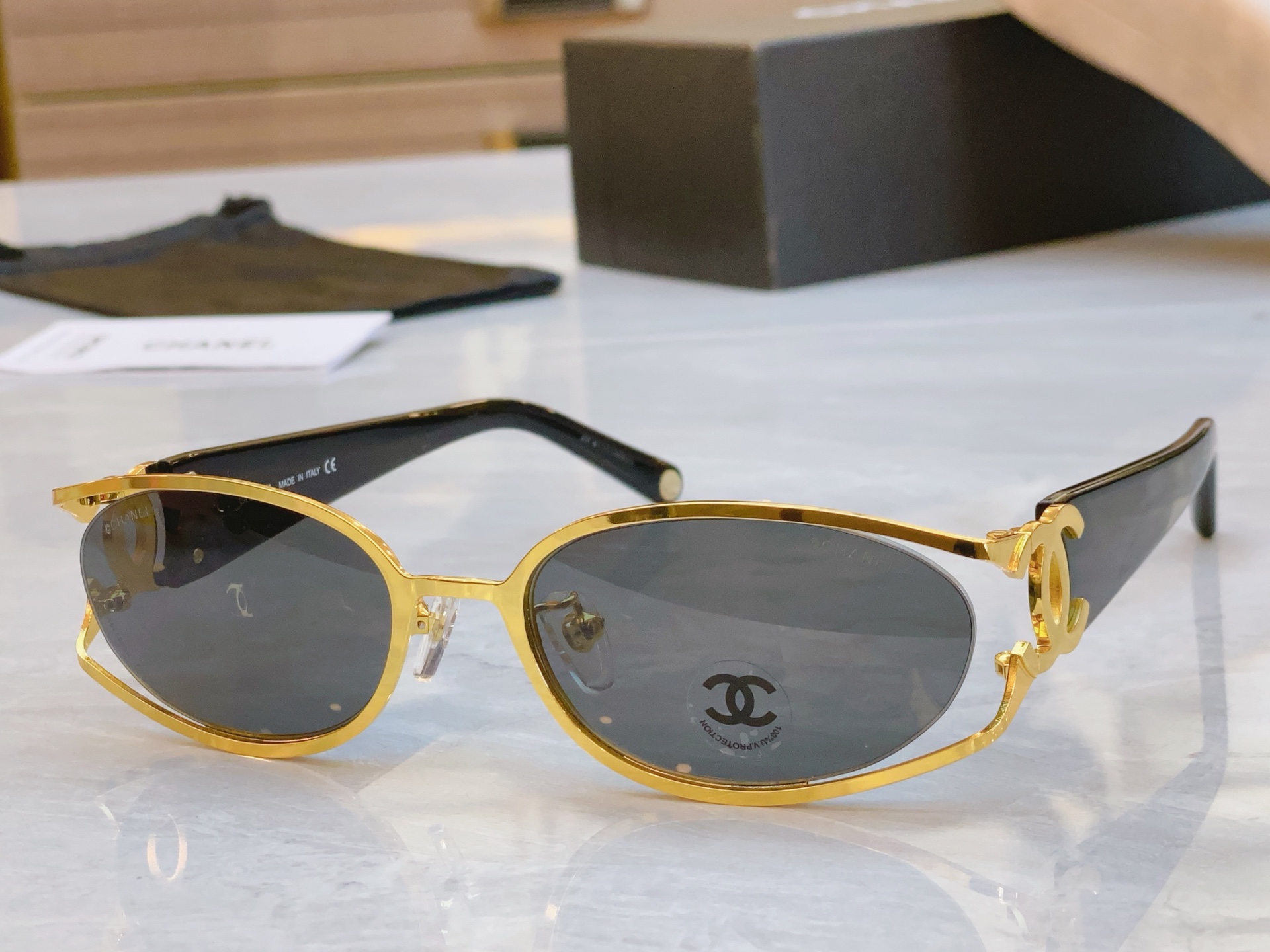 ，【CHANE*】香奈儿新款太阳镜🕶️🕶️，MODEL：CH4024，SIZE：55口19-130