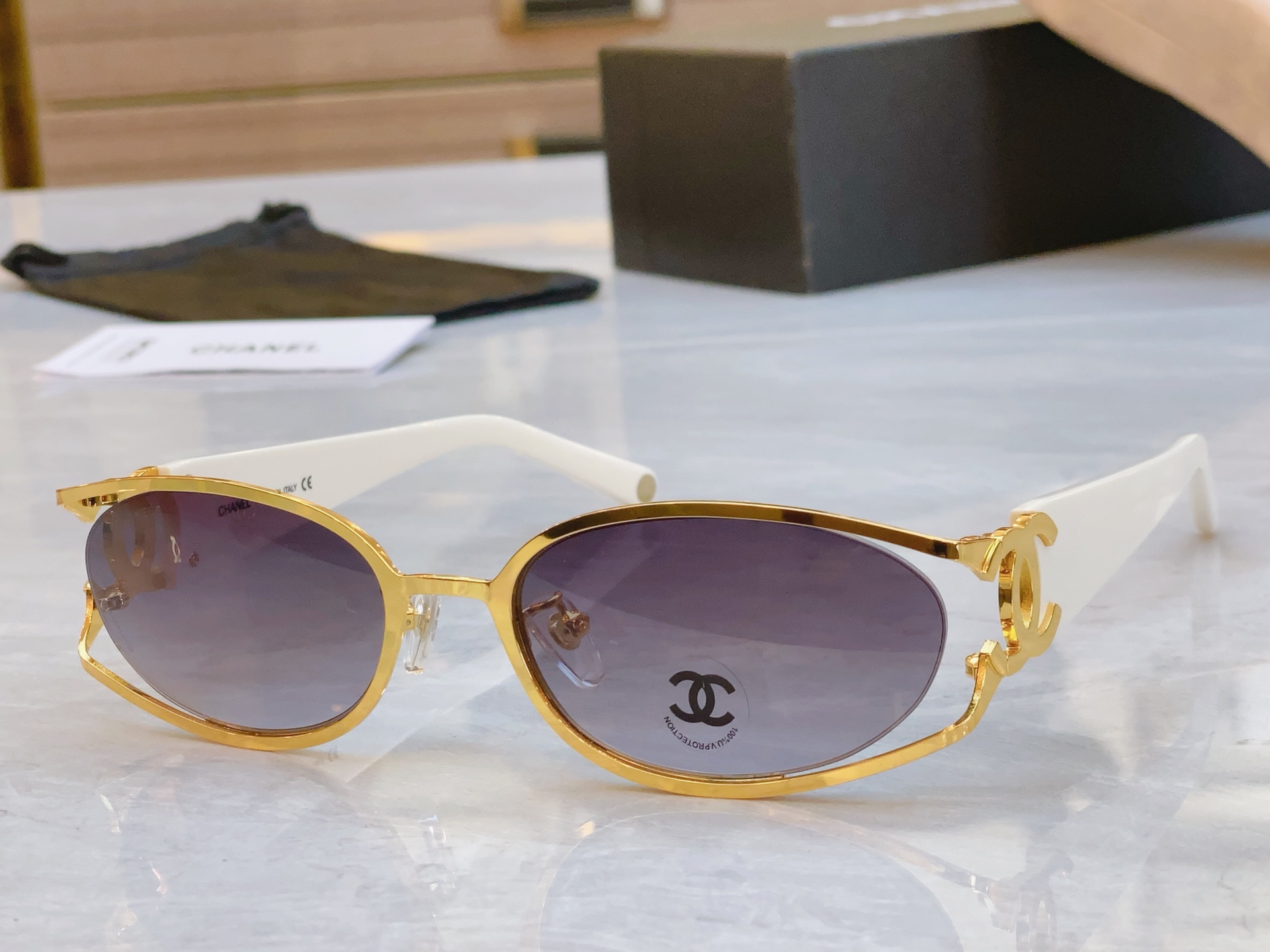，【CHANE*】香奈儿新款太阳镜🕶️🕶️，MODEL：CH4024，SIZE：55口19-130
