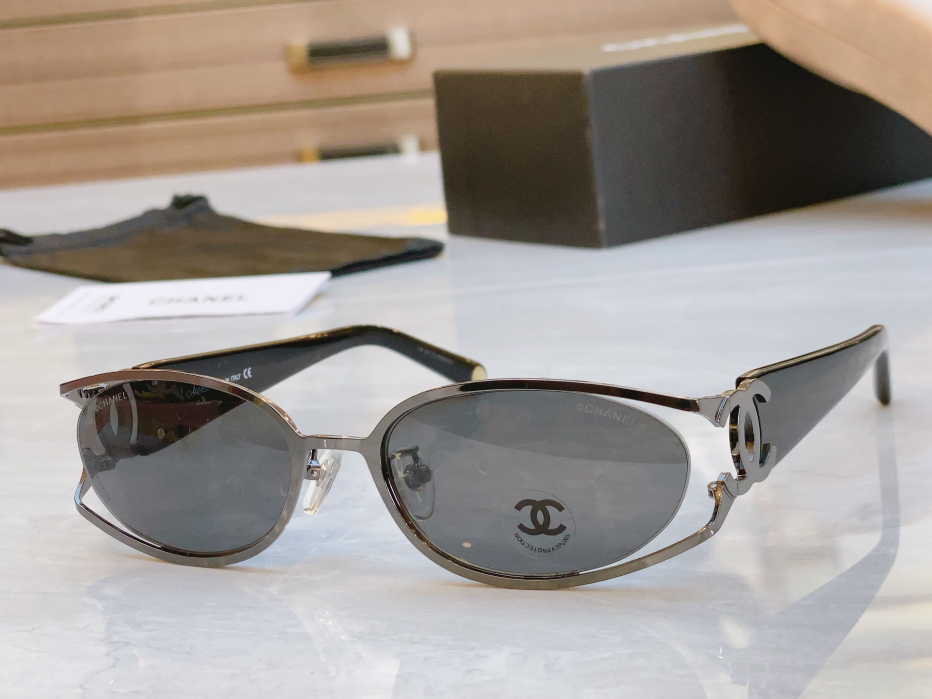，【CHANE*】香奈儿新款太阳镜🕶️🕶️，MODEL：CH4024，SIZE：55口19-130
