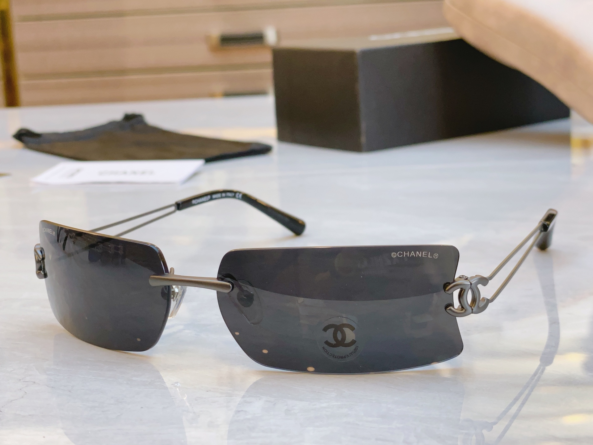 ，【CHANE*】香奈儿新款太阳镜🕶️🕶️，MODEL：CH4051，SIZE：63口15-145