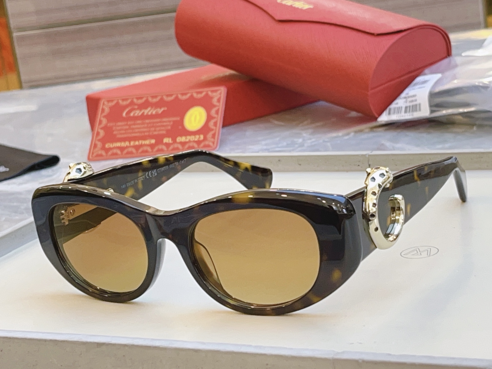 ，【CARTIE*】卡地*亚新款太阳镜，CT0472S，size 60口18-145