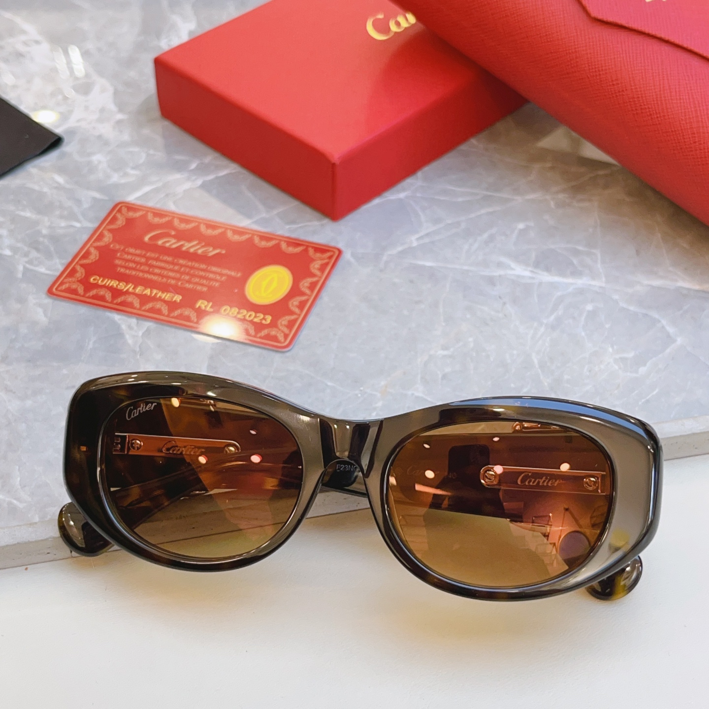 ，【CARTIE*】卡地*亚新款太阳镜，CT0472S，size 60口18-145