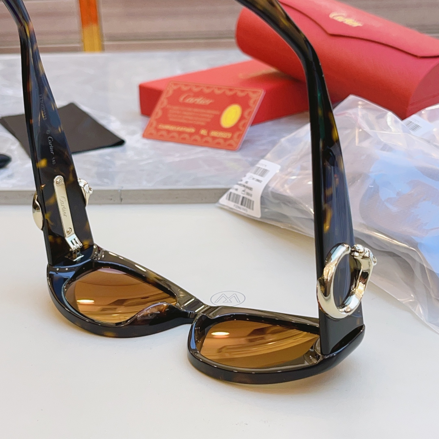 ，【CARTIE*】卡地*亚新款太阳镜，CT0472S，size 60口18-145