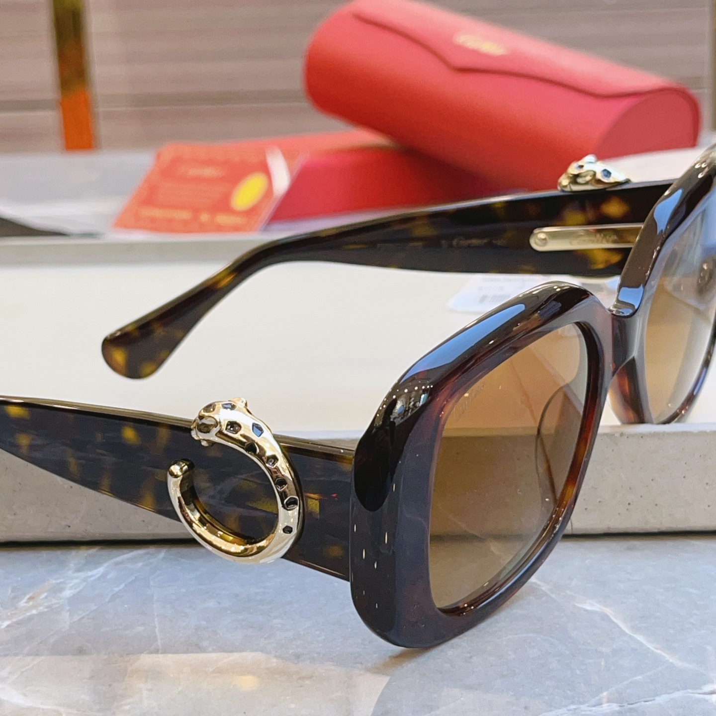 ，【CARTIE*】卡地*亚新款太阳镜，CT0471S，size 60口18-145