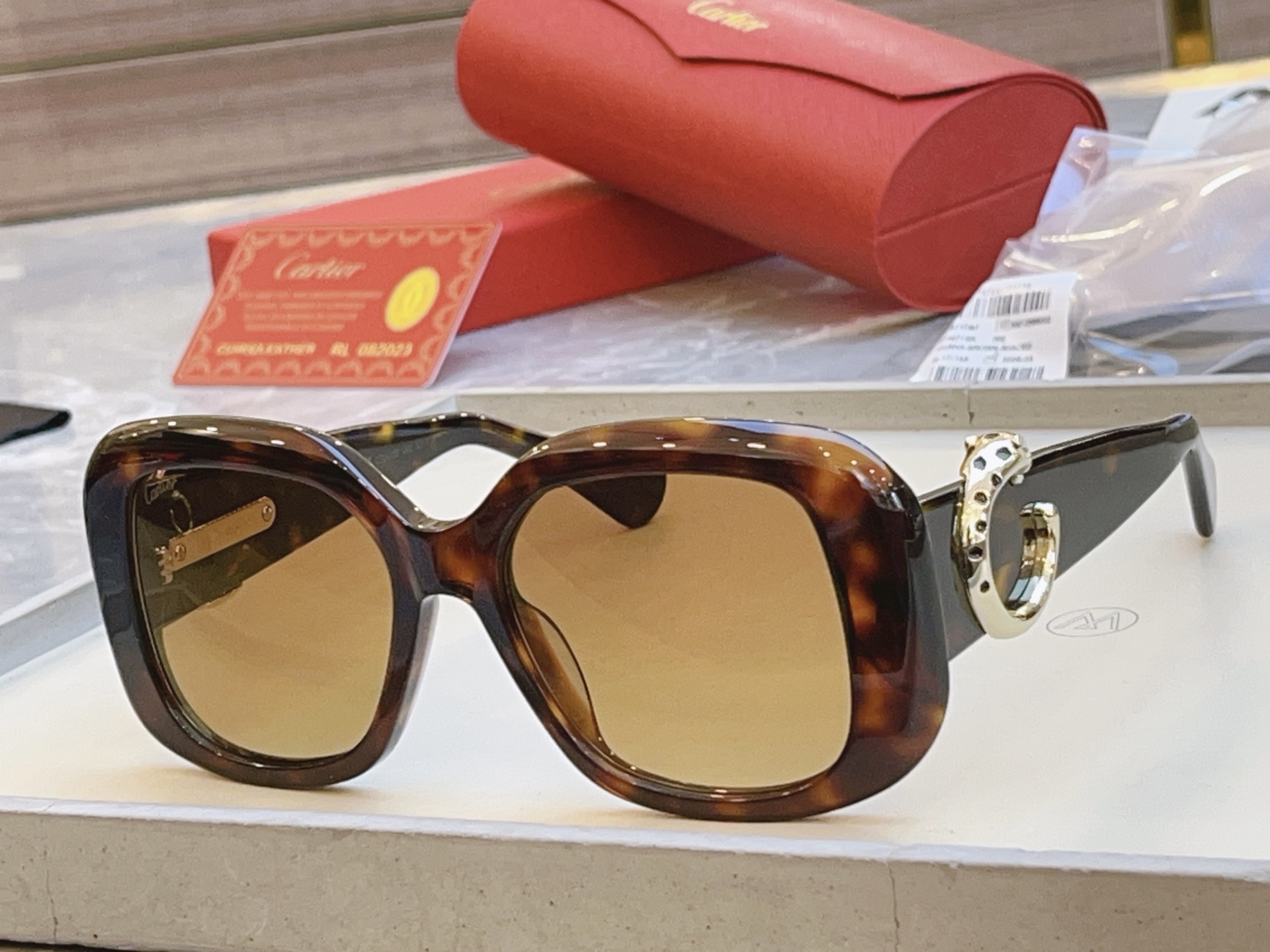 ，【CARTIE*】卡地*亚新款太阳镜，CT0471S，size 60口18-145