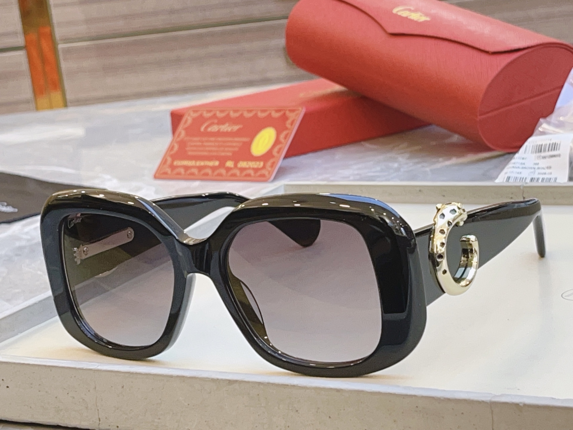 ，【CARTIE*】卡地*亚新款太阳镜，CT0471S，size 60口18-145