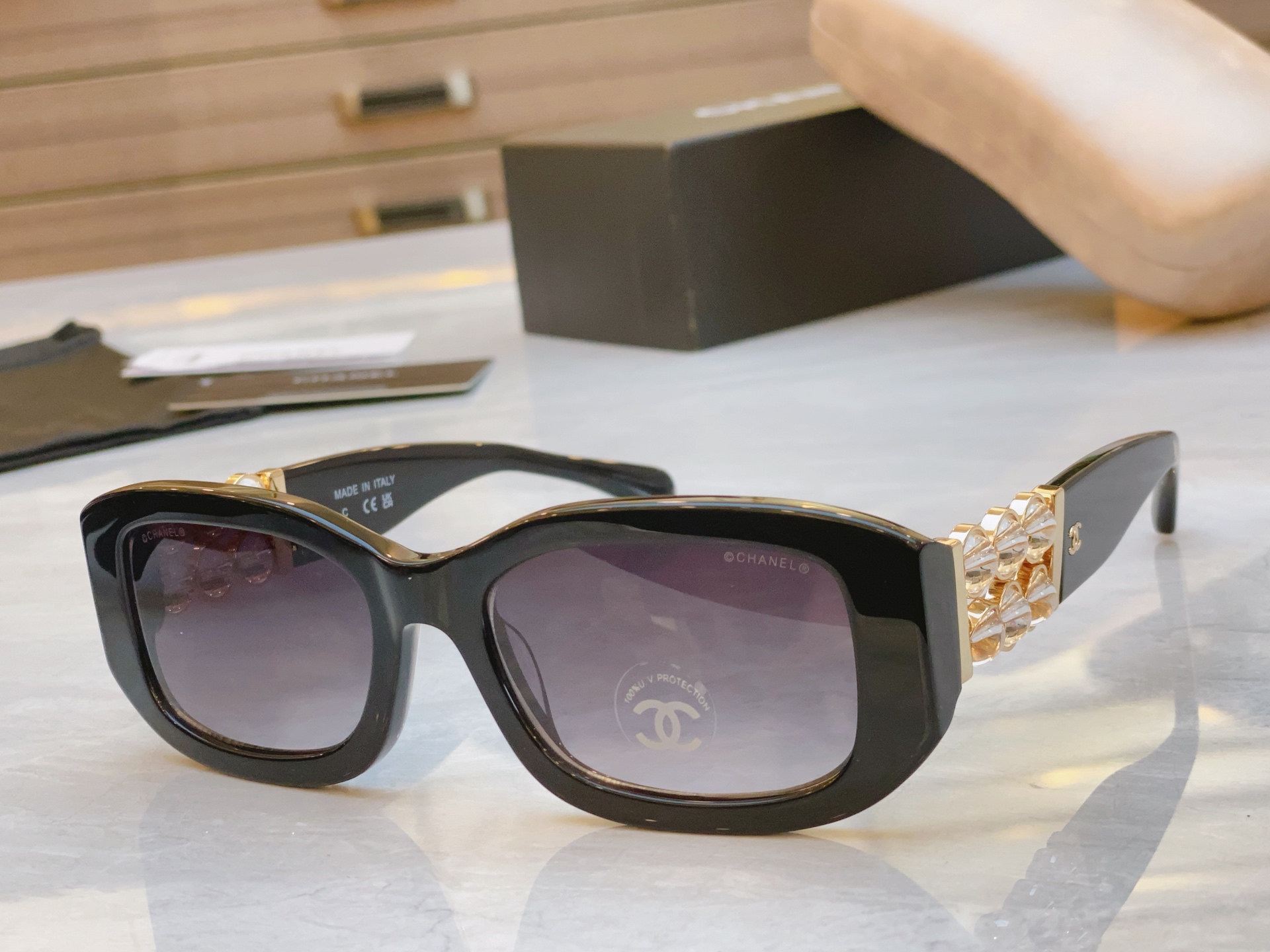 NO:256082,,【CHANE*】Chanel new sunglasses, MODELCH5542, SIZE52-port 20-140 glasses sunglasses, glasses, chanel, chanel19860909,【CHANE*】香奈儿新款太阳镜,MODELCH5542,SIZE52口20-140眼镜墨镜太阳镜,眼镜,chanel,chanel,glasses