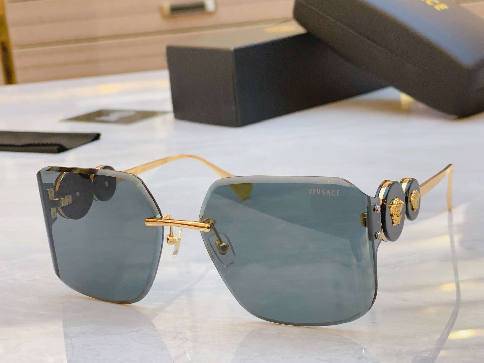 NO:256088,,【VERSAC*】Van Sizhe new sunglasses, MODELVE6781, SIZE65 mouth 17-glasses sunglasses, glasses, versace, versace19860909,【VERSAC*】范思*哲新款太阳镜, MODELVE6781,SIZE65口17-眼镜墨镜太阳镜,眼镜,versace,versace,glasses