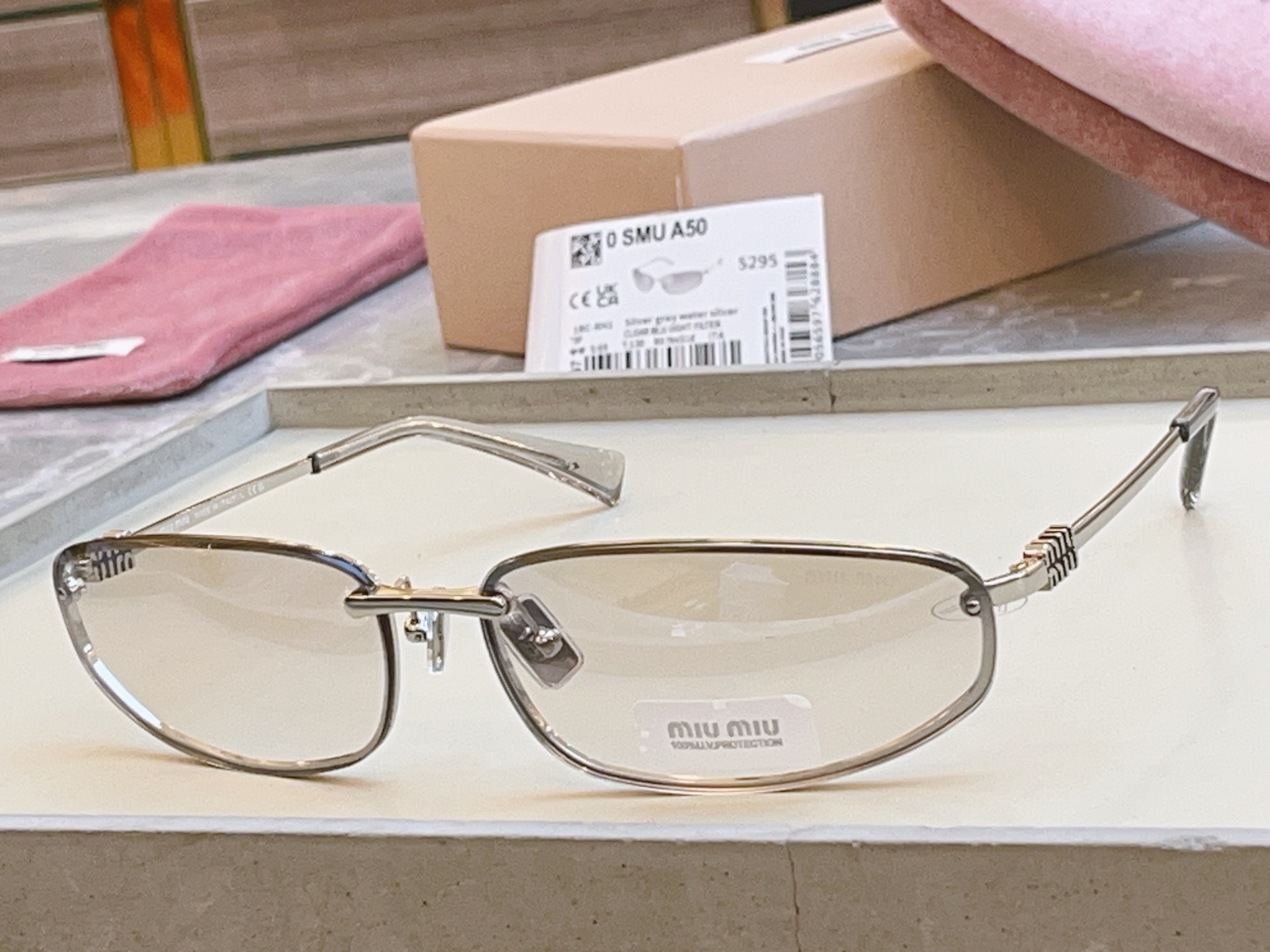 ，【MIUMI*】缪*缪新款太阳镜🕶️，高版本✨✨，ModSMU A50，SIZE68口15-130