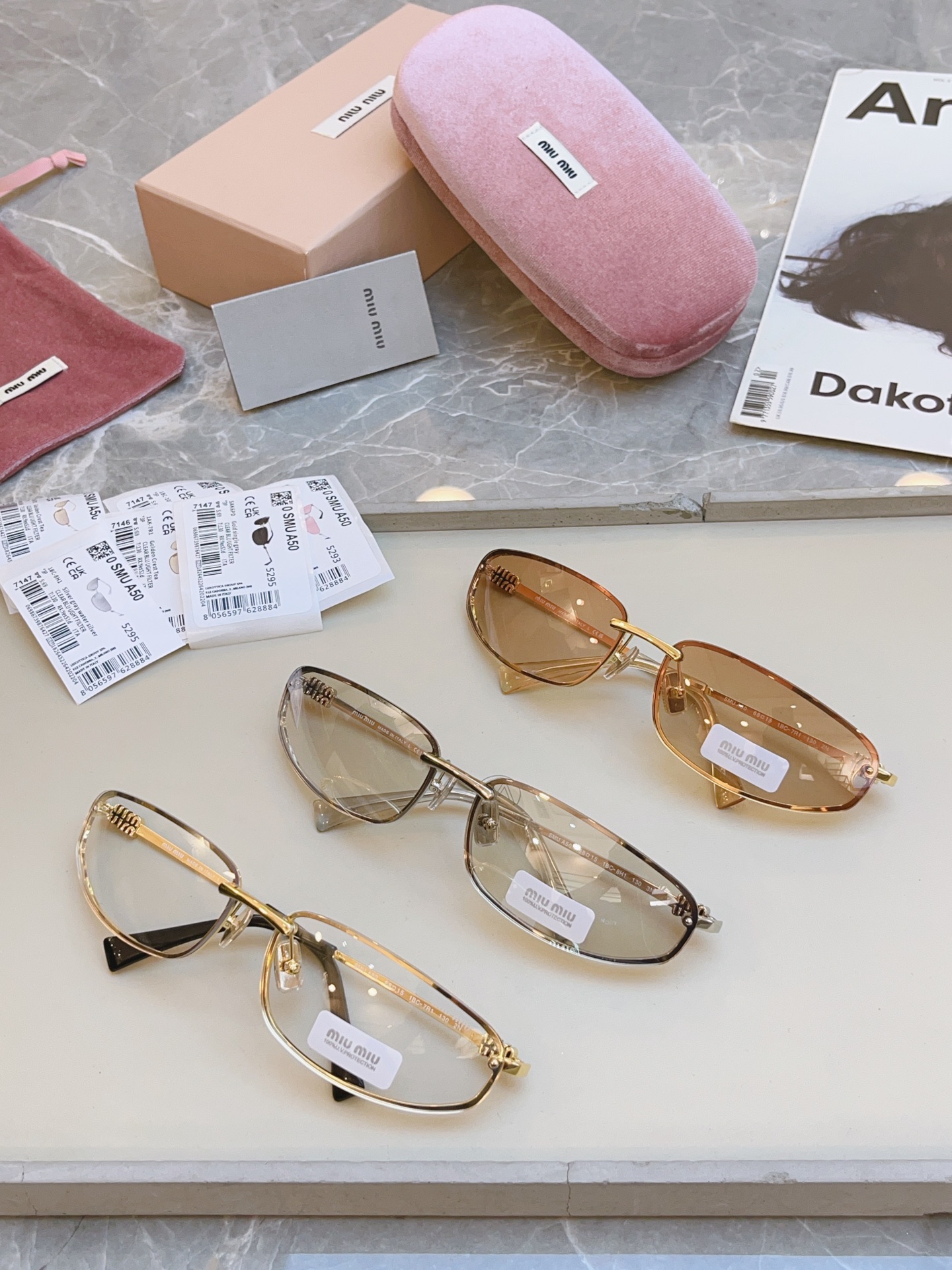 ，【MIUMI*】缪*缪新款太阳镜🕶️，高版本✨✨，ModSMU A50，SIZE68口15-130