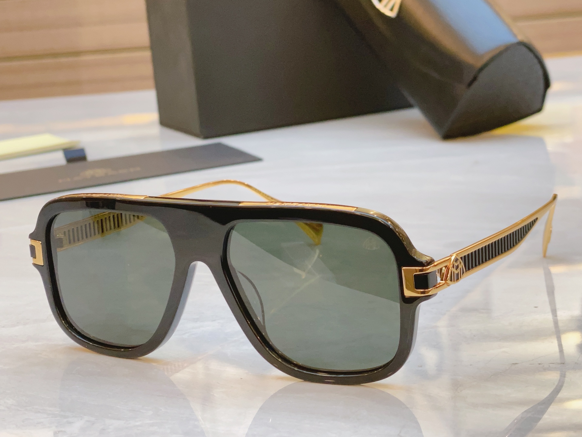 ，【MAYBAC*】迈巴*赫新款太阳镜🕶️🕶️，MODELB/KGT-AQ- Z145，SIZE：55口