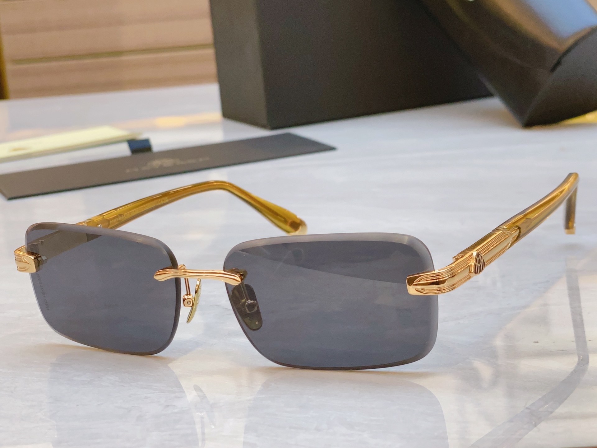，【MAYBAC*】迈巴*赫新款太阳镜🕶️🕶️，MODELAB/E- Z109，SIZE：60口17-1
