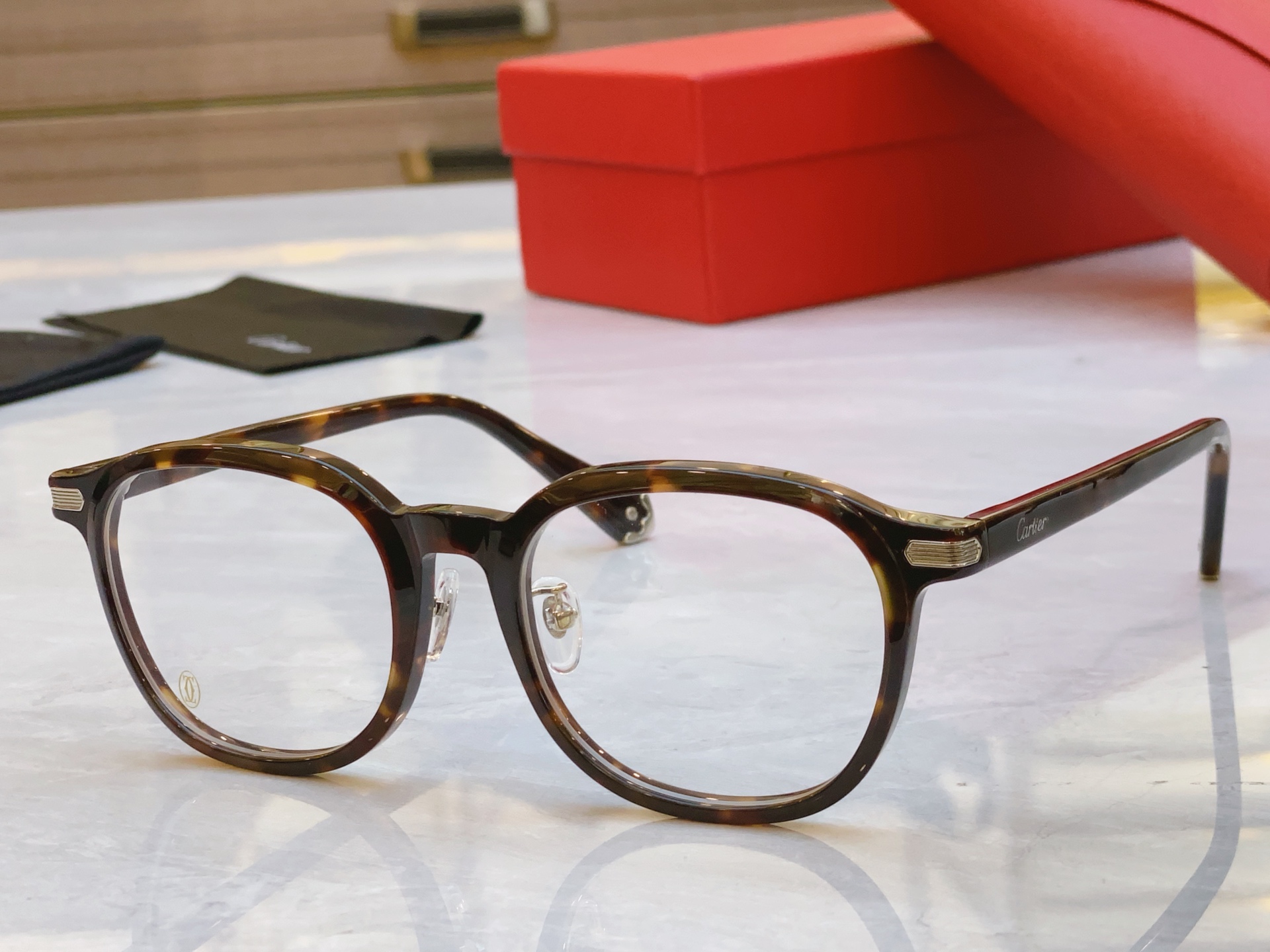 ，【CARTIE*】卡地*亚新款太阳镜，CT0541s ，size53口21-145