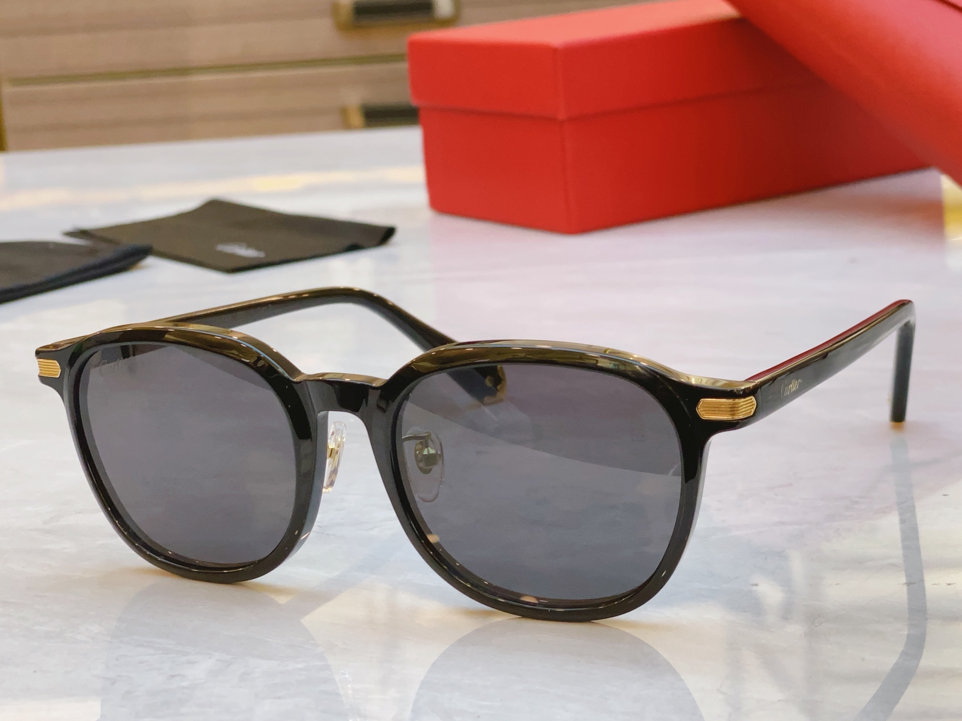 ，【CARTIE*】卡地*亚新款太阳镜，CT0541s ，size53口21-145