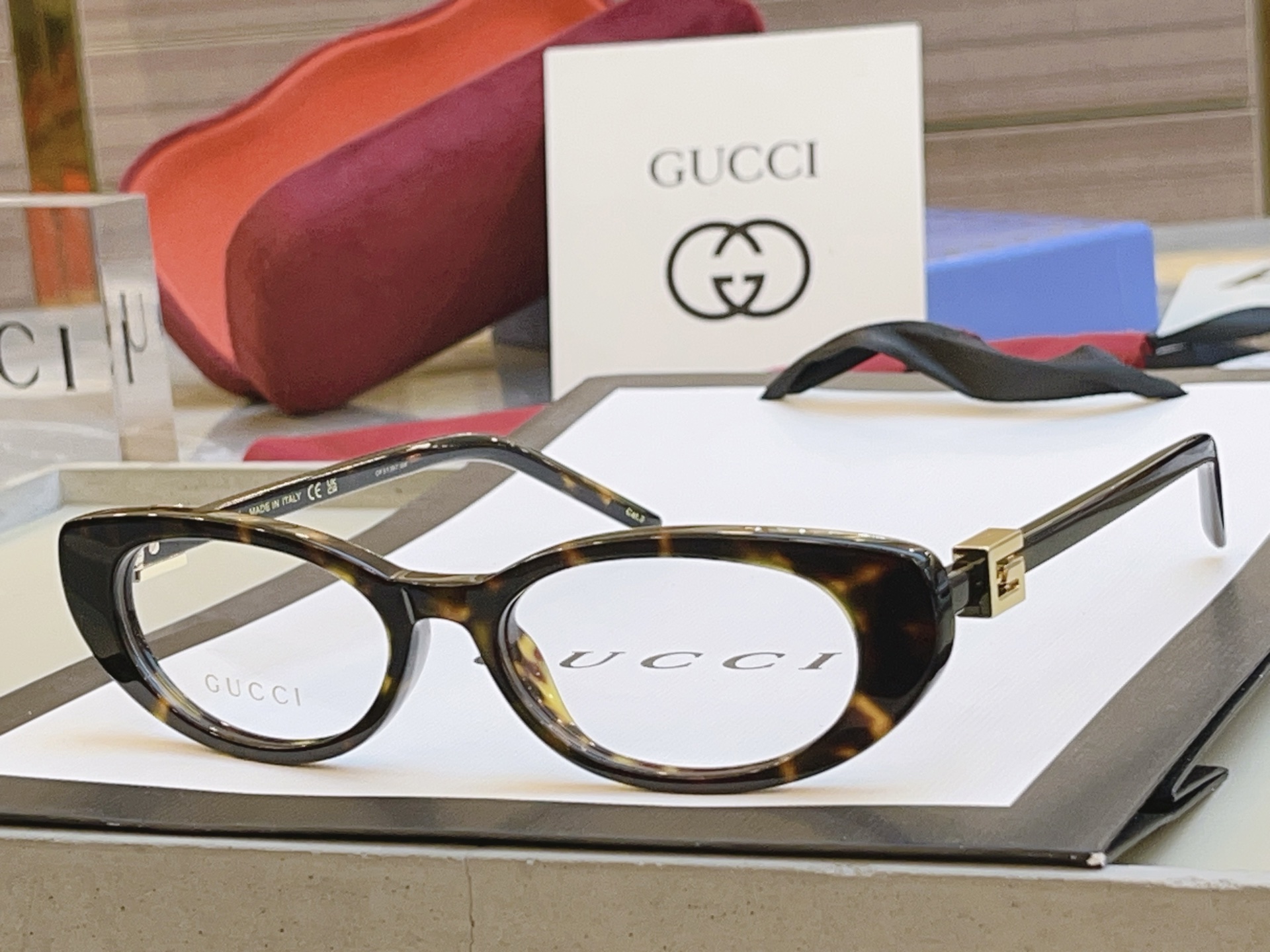 ，【GUCC*】古驰新款眼镜架✨✨，MODEL：GG1680S，SIZE52口17-140 M