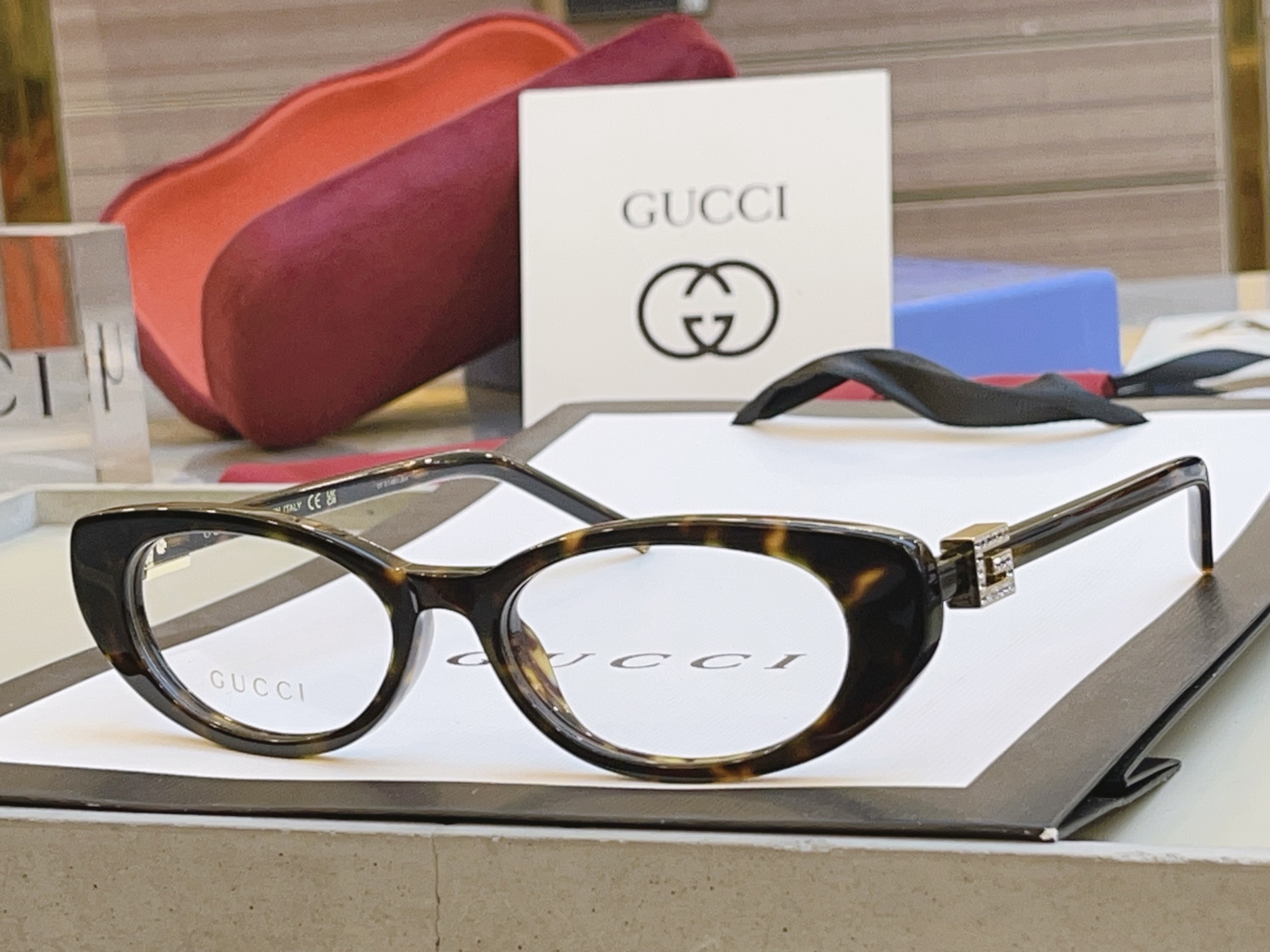 ，【GUCC*】古驰新款眼镜架✨✨，MODEL：GG1680S，SIZE52口17-140 M