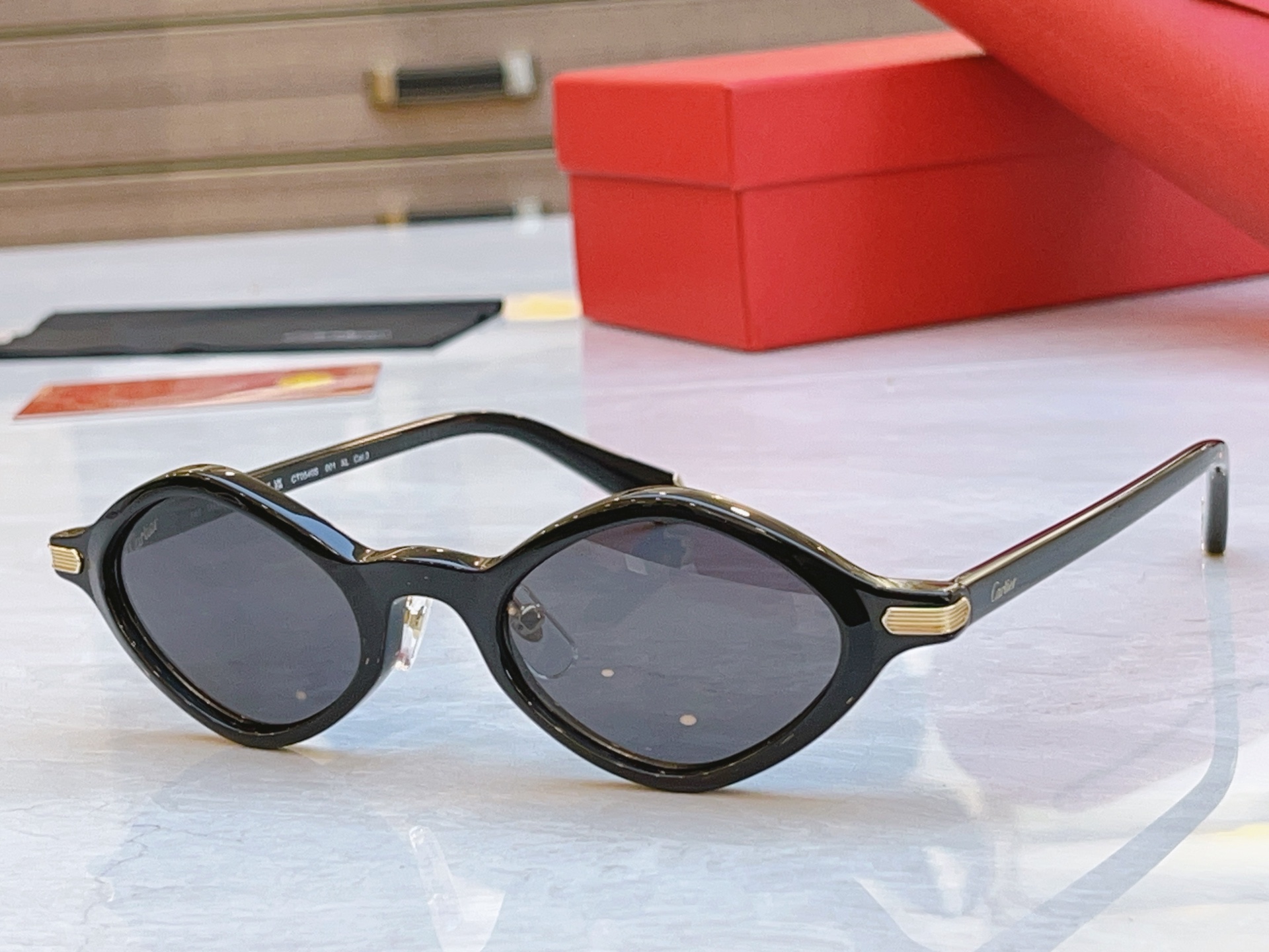，【CARTIE*】卡地*亚新款太阳镜，CT0540S，size 48口21-145