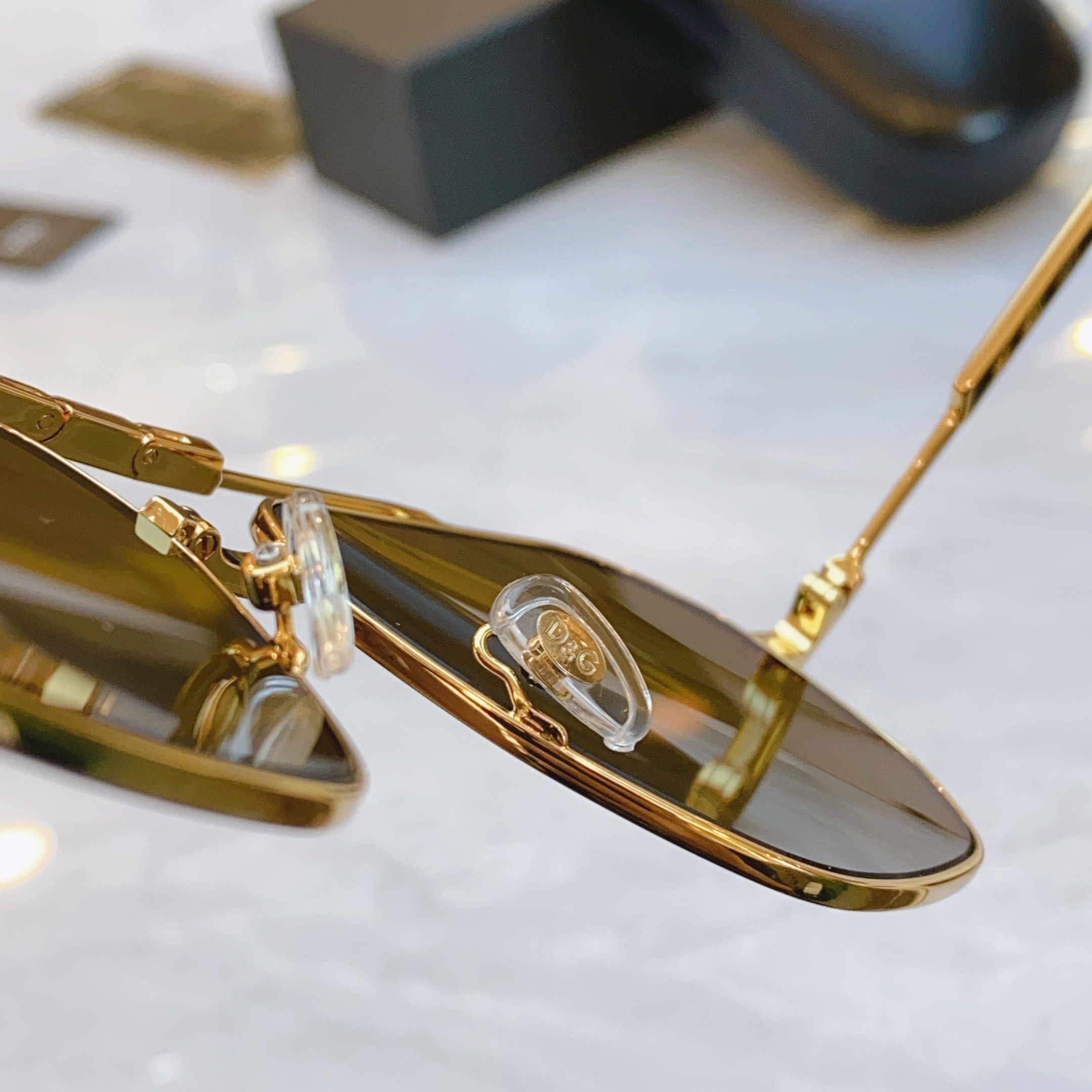 ，【DOLCE & GABBAN*】D*G新款太阳镜，MODEL：DG6664，SIZE：61口16-1