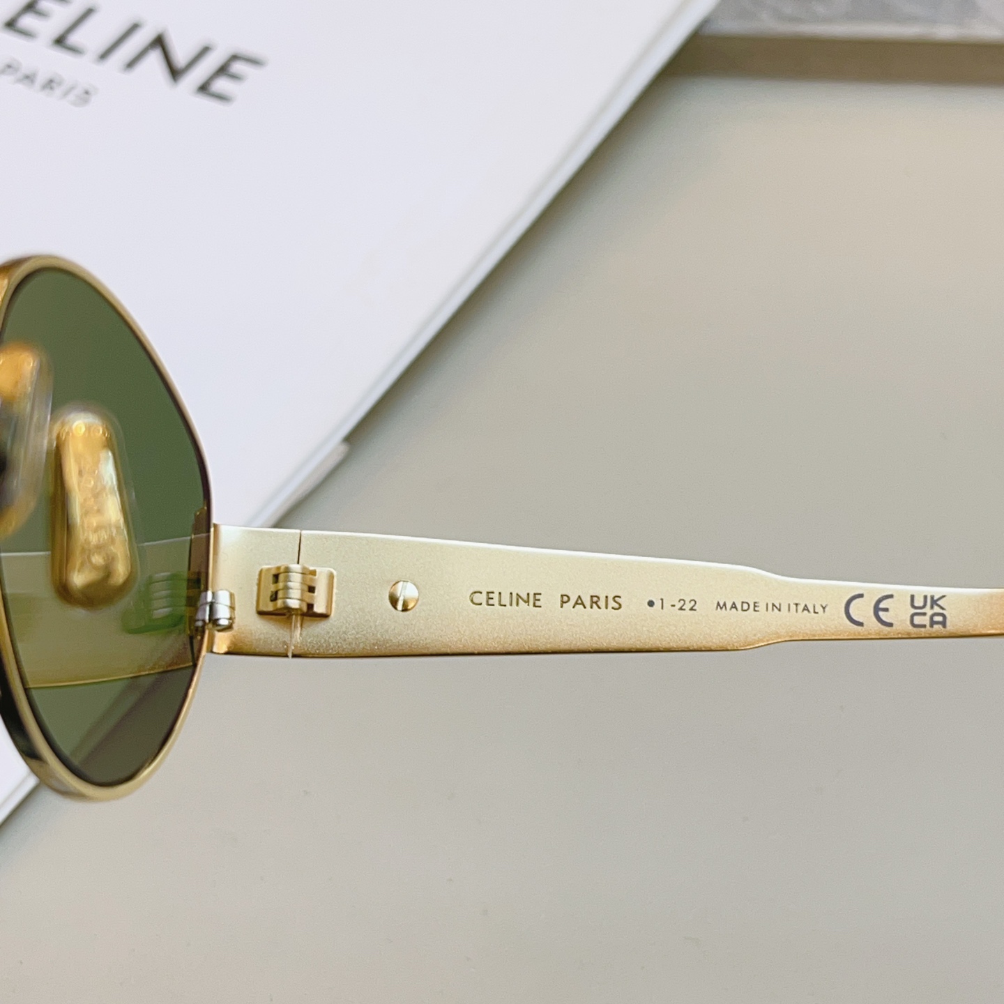 ，【CELIN*】赛琳高版本太阳镜到货，市面最高版本，玻璃镜片，MODELCL40235U，SIZE54