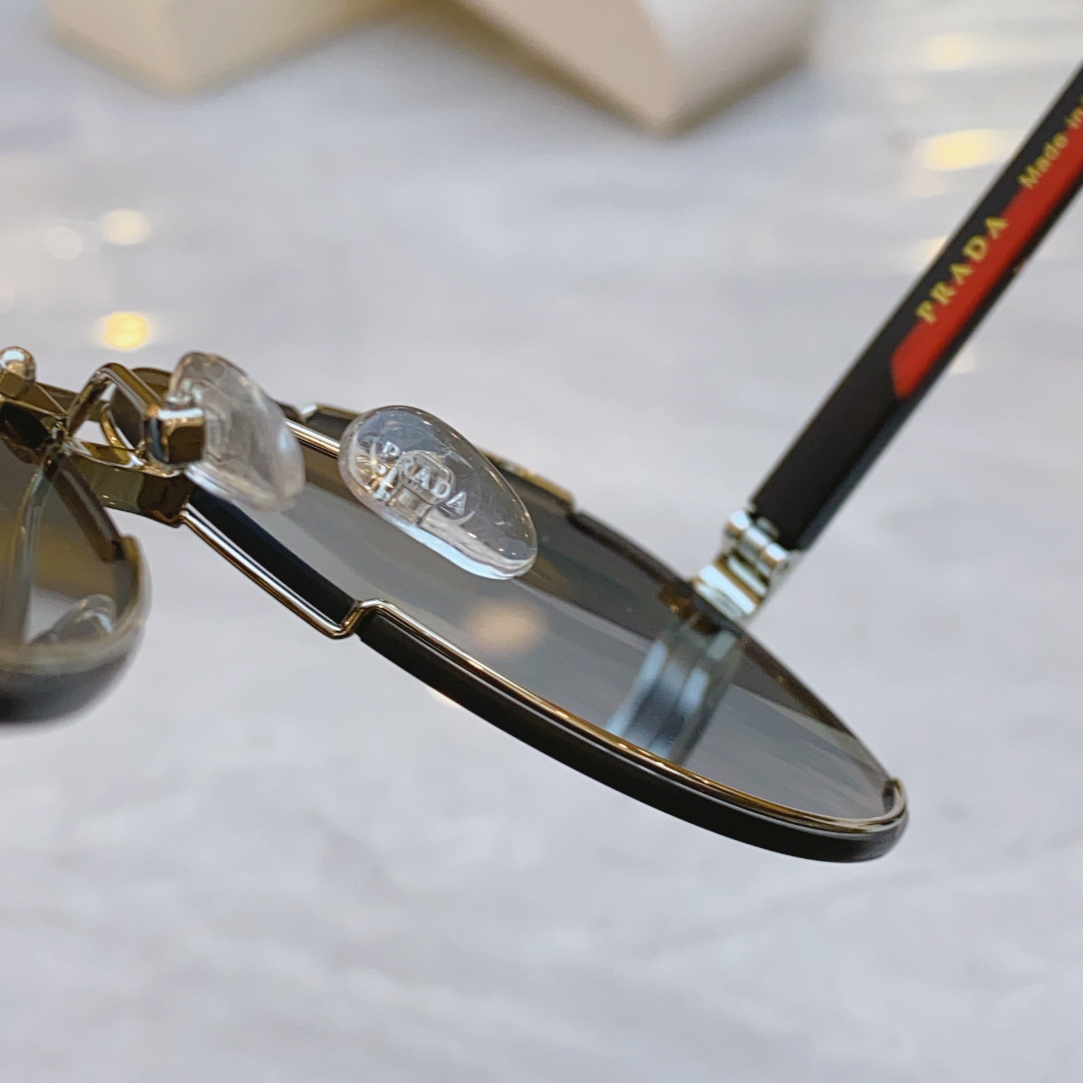 ，【PRAD*】普拉*达新款太阳镜🕶️，MODEL：PS 51YS，SIZE：62口13-140