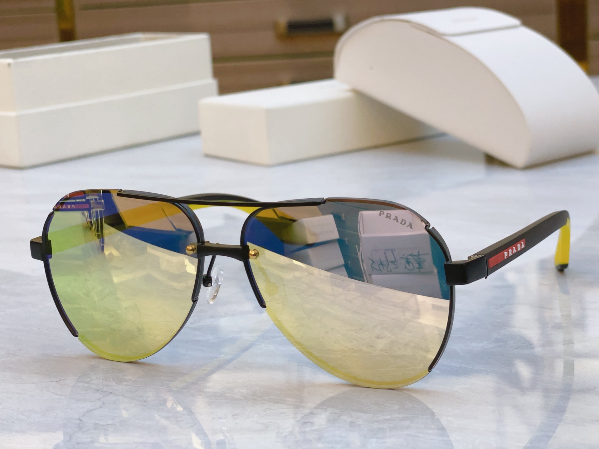 ，【PRAD*】普拉*达新款太阳镜🕶️，MODEL：PS 51YS，SIZE：62口13-140