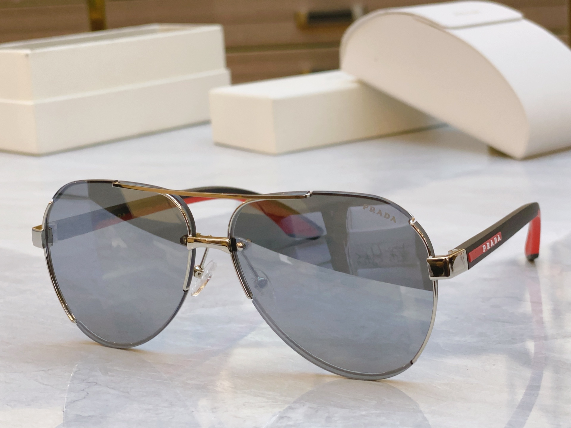 ，【PRAD*】普拉*达新款太阳镜🕶️，MODEL：PS 51YS，SIZE：62口13-140