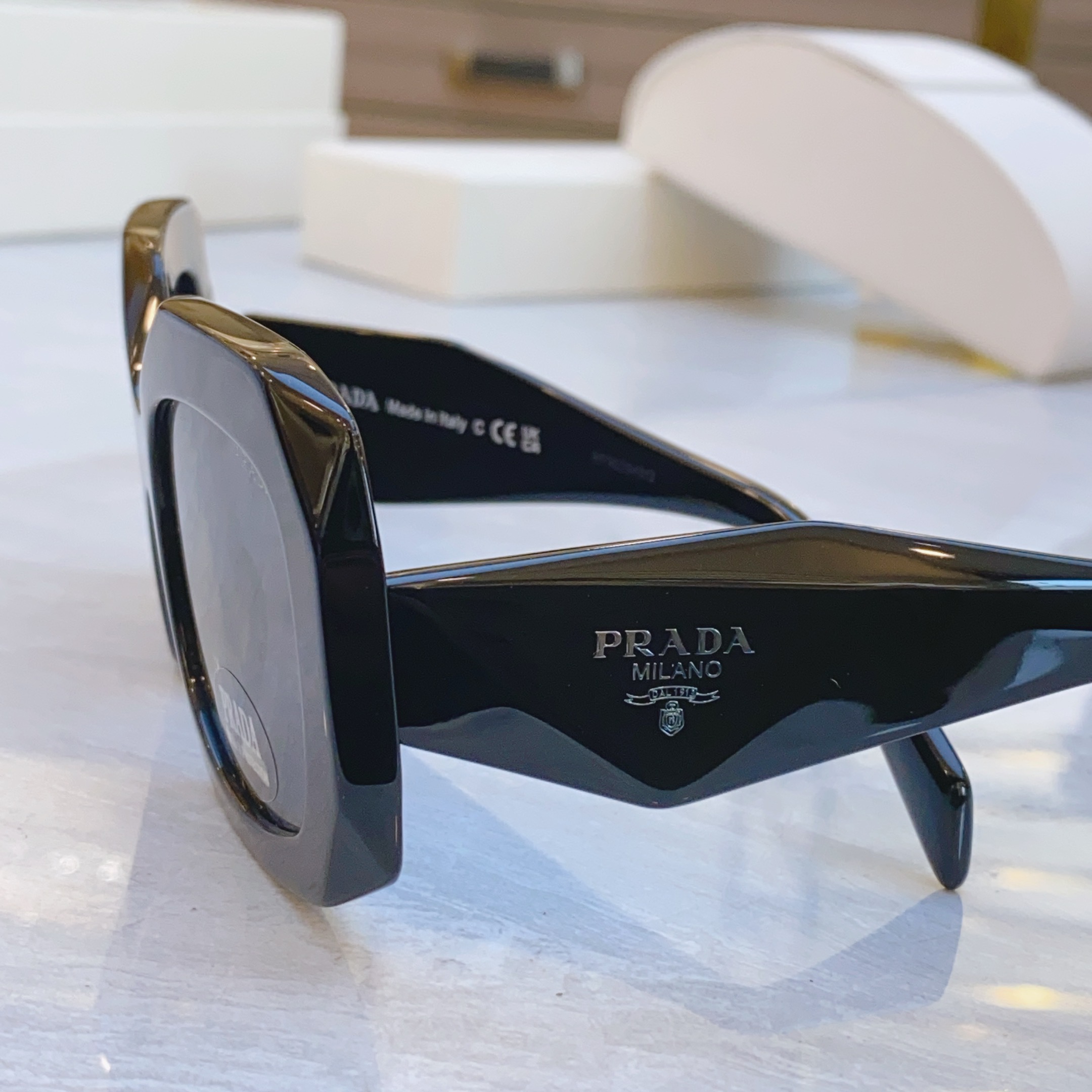 ，【PRAD*】普拉*达新款太阳镜🕶️，MODEL：OPRB23S，SIZE：54口20-145