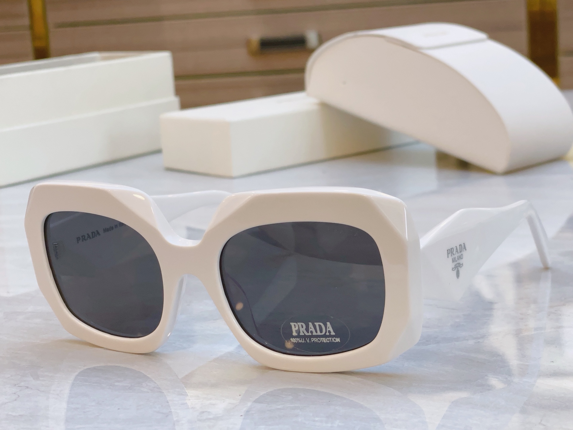 ，【PRAD*】普拉*达新款太阳镜🕶️，MODEL：OPRB23S，SIZE：54口20-145