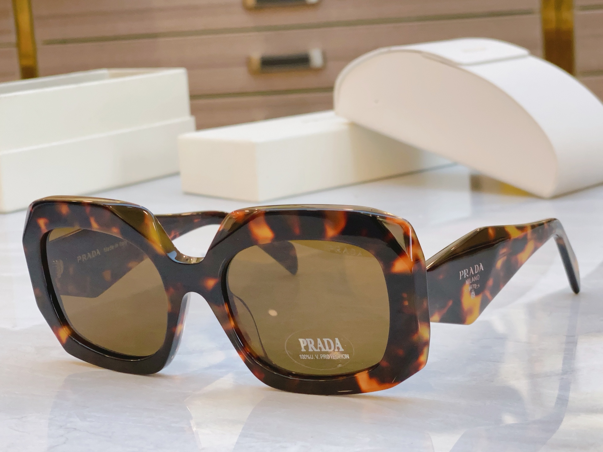 ，【PRAD*】普拉*达新款太阳镜🕶️，MODEL：OPRB23S，SIZE：54口20-145