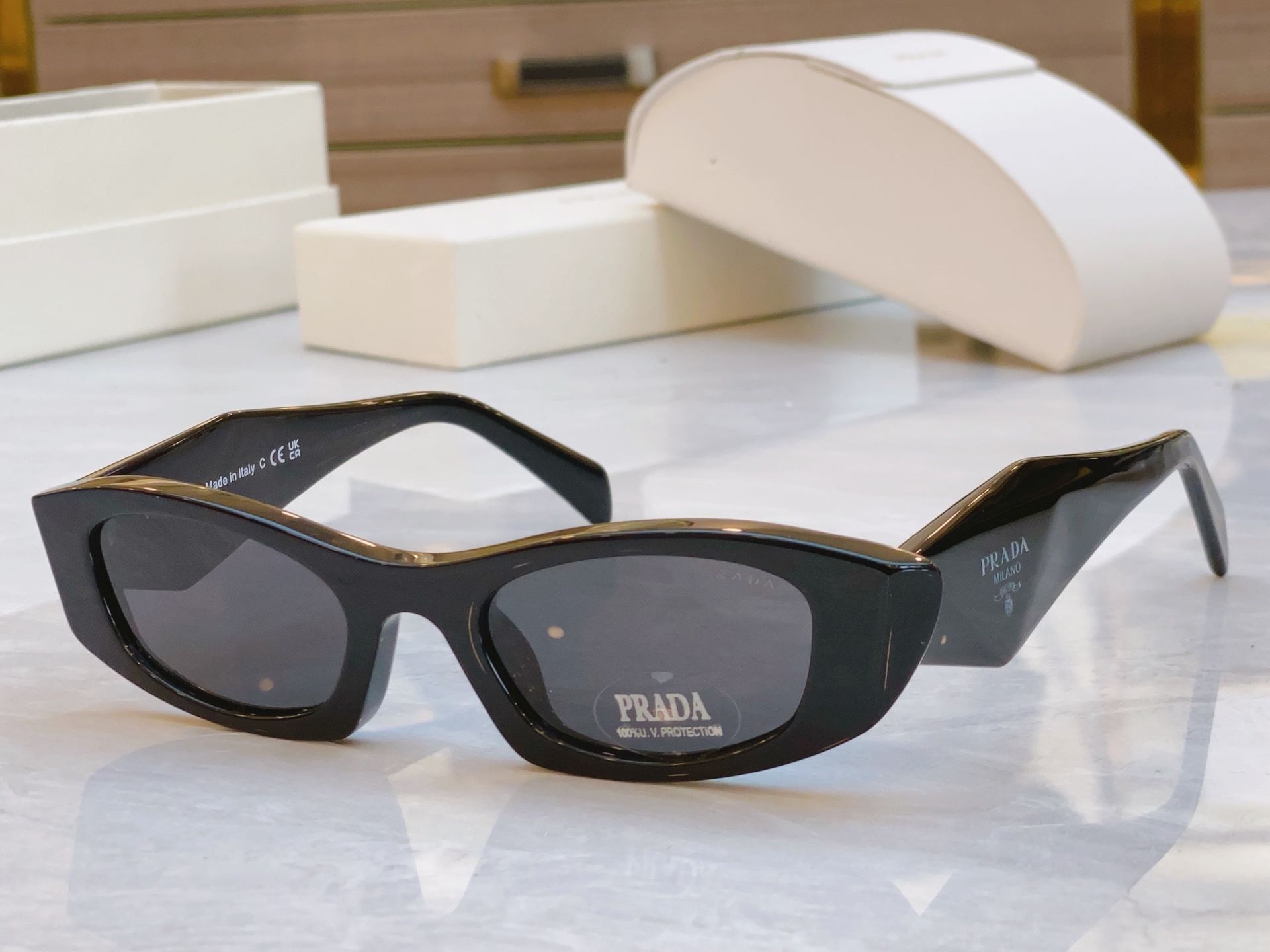 ，【PRAD*】普拉*达新款太阳镜🕶️，MODEL：OPRB16S，SIZE：54口20-145